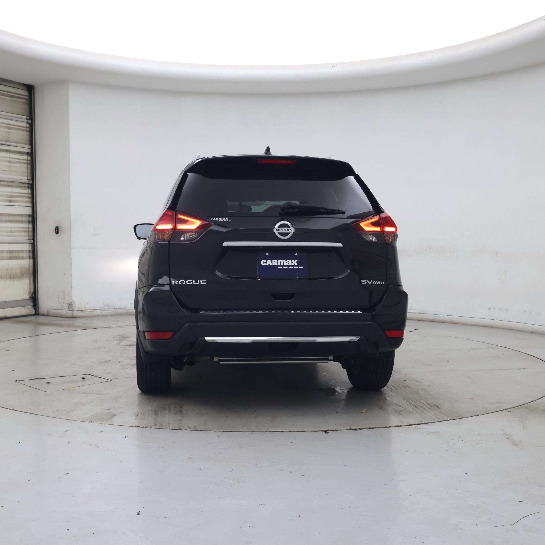 Thumbnail: 2017 Nissan Rogue - 6