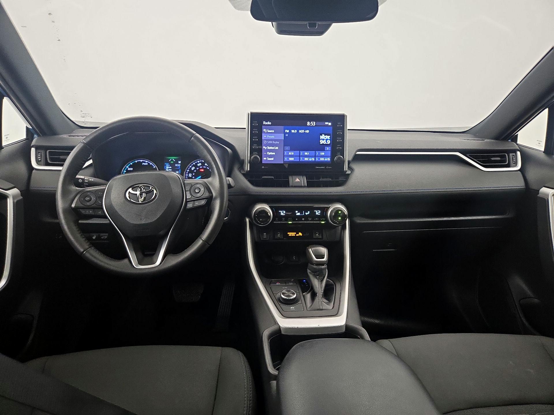 Thumbnail: 2022 Toyota RAV4 - 9