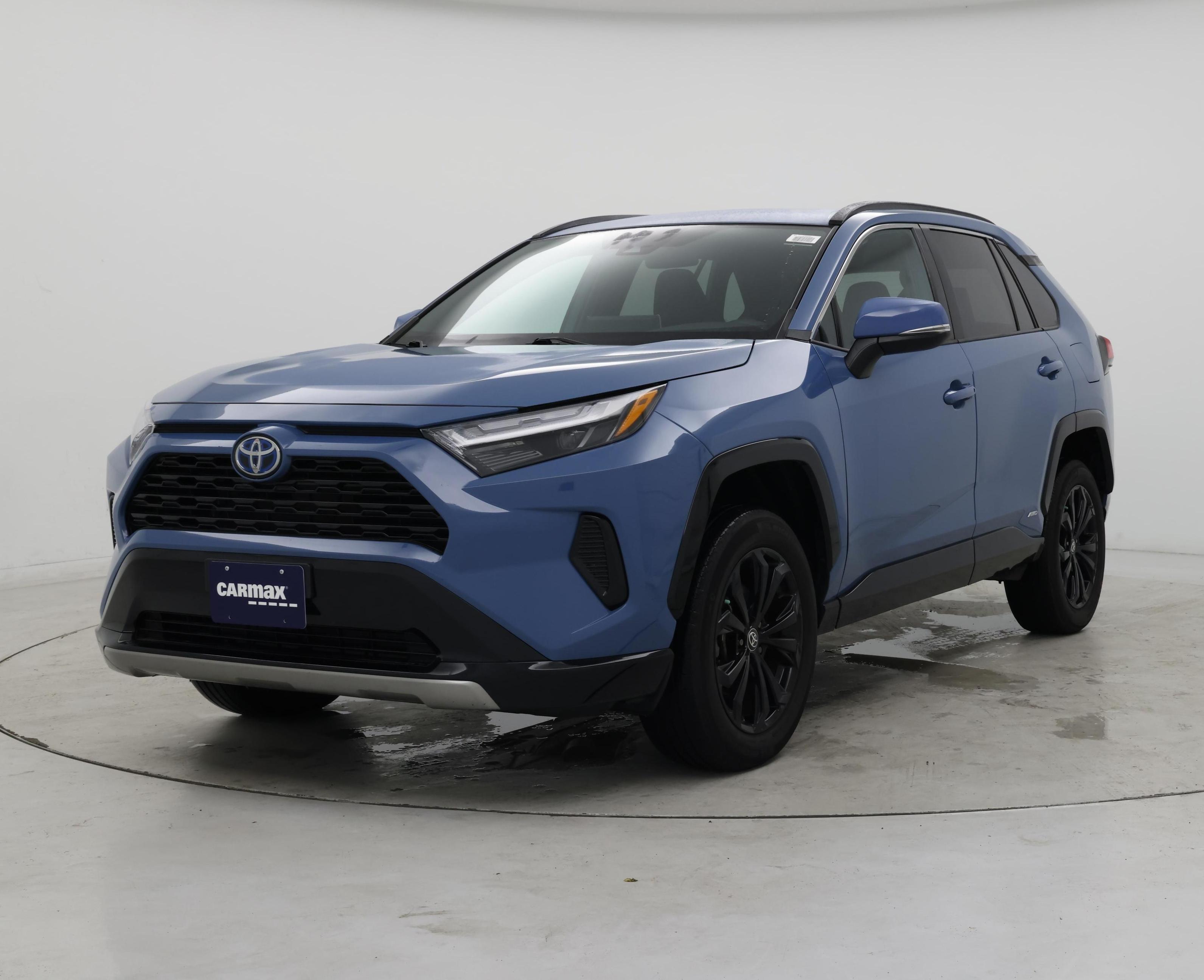 Thumbnail: 2022 Toyota RAV4 - 4