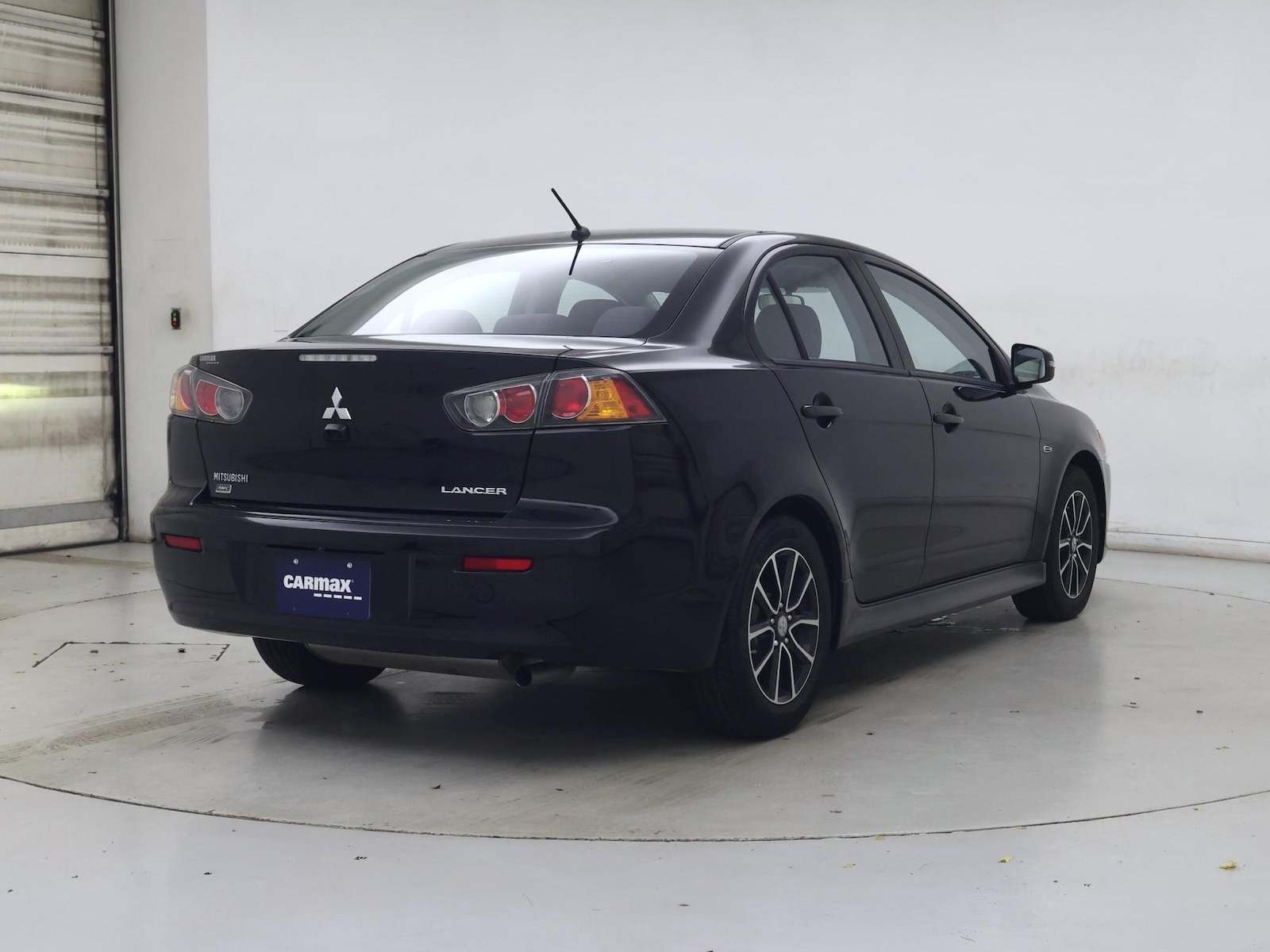 2017 Mitsubishi Lancer ES - Photo 9