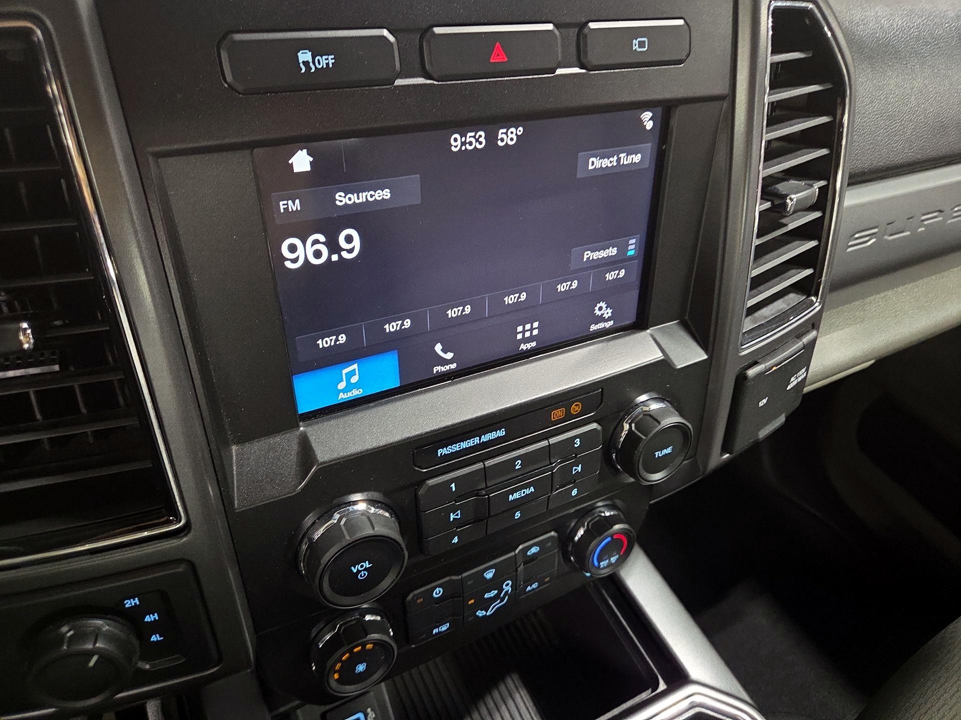 Thumbnail: 2019 Ford F-350 - 15