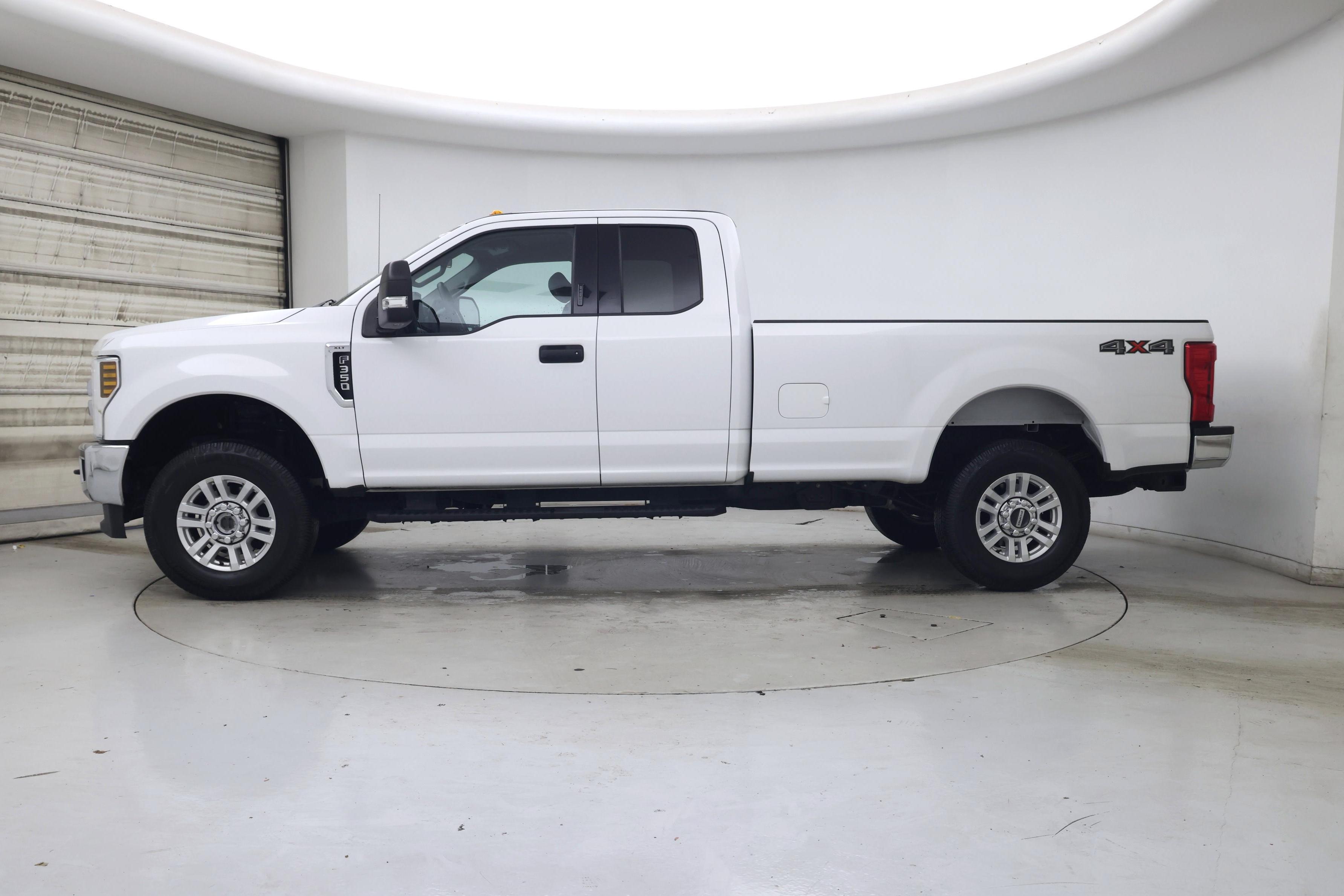 Thumbnail: 2019 Ford F-350 - 3