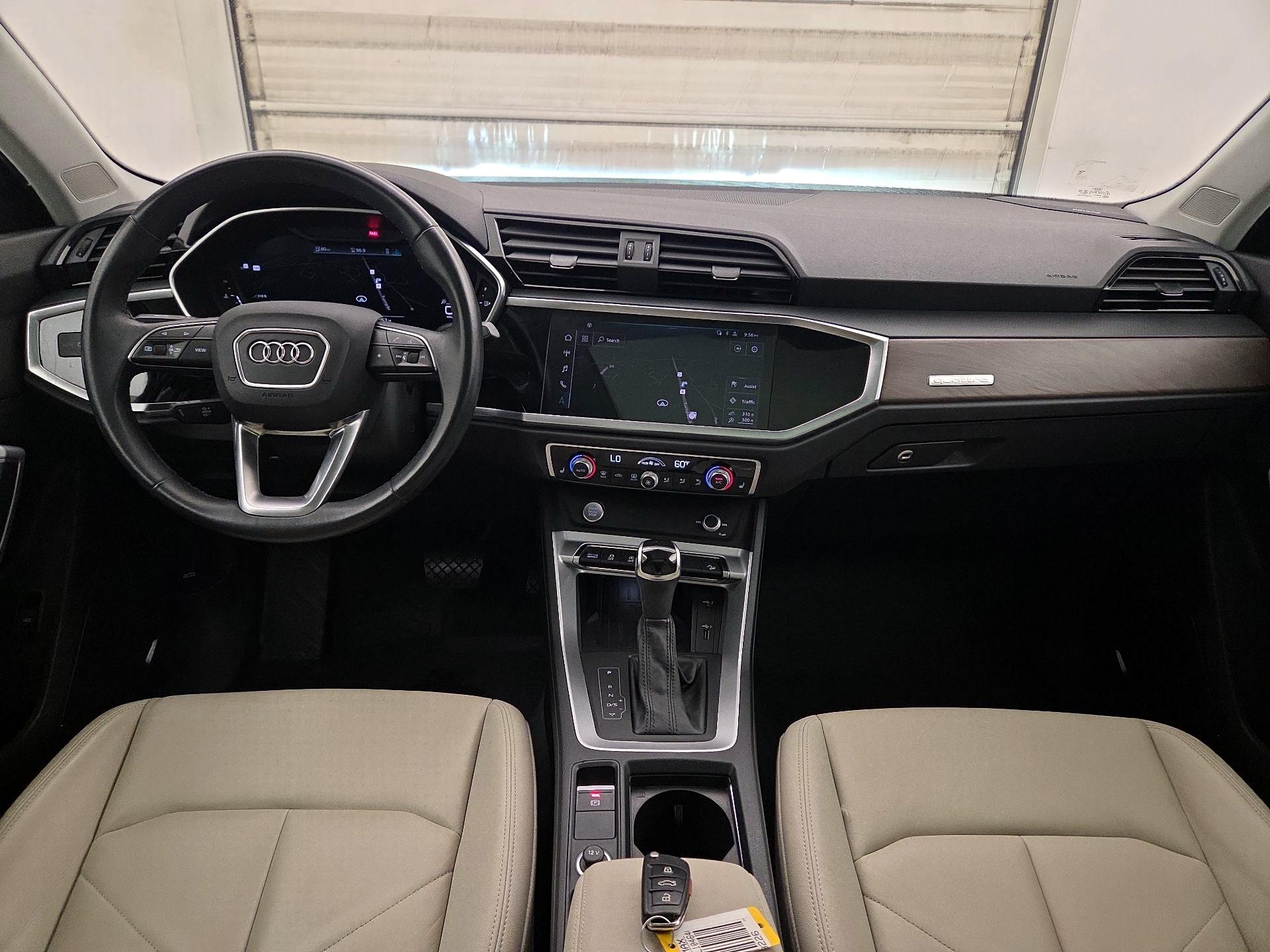 Thumbnail: 2020 Audi Q3 - 9