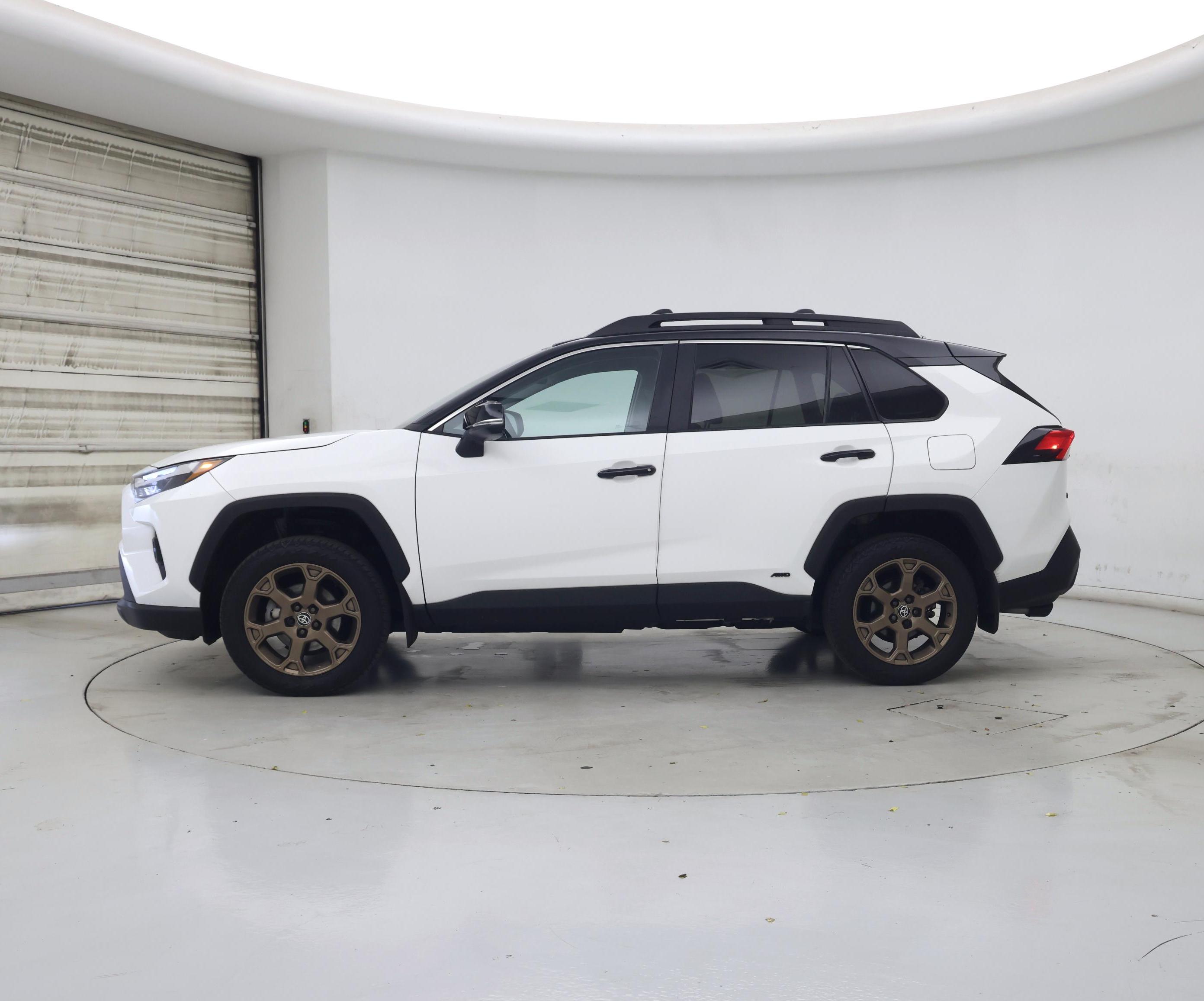 Thumbnail: 2024 Toyota RAV4 - 3