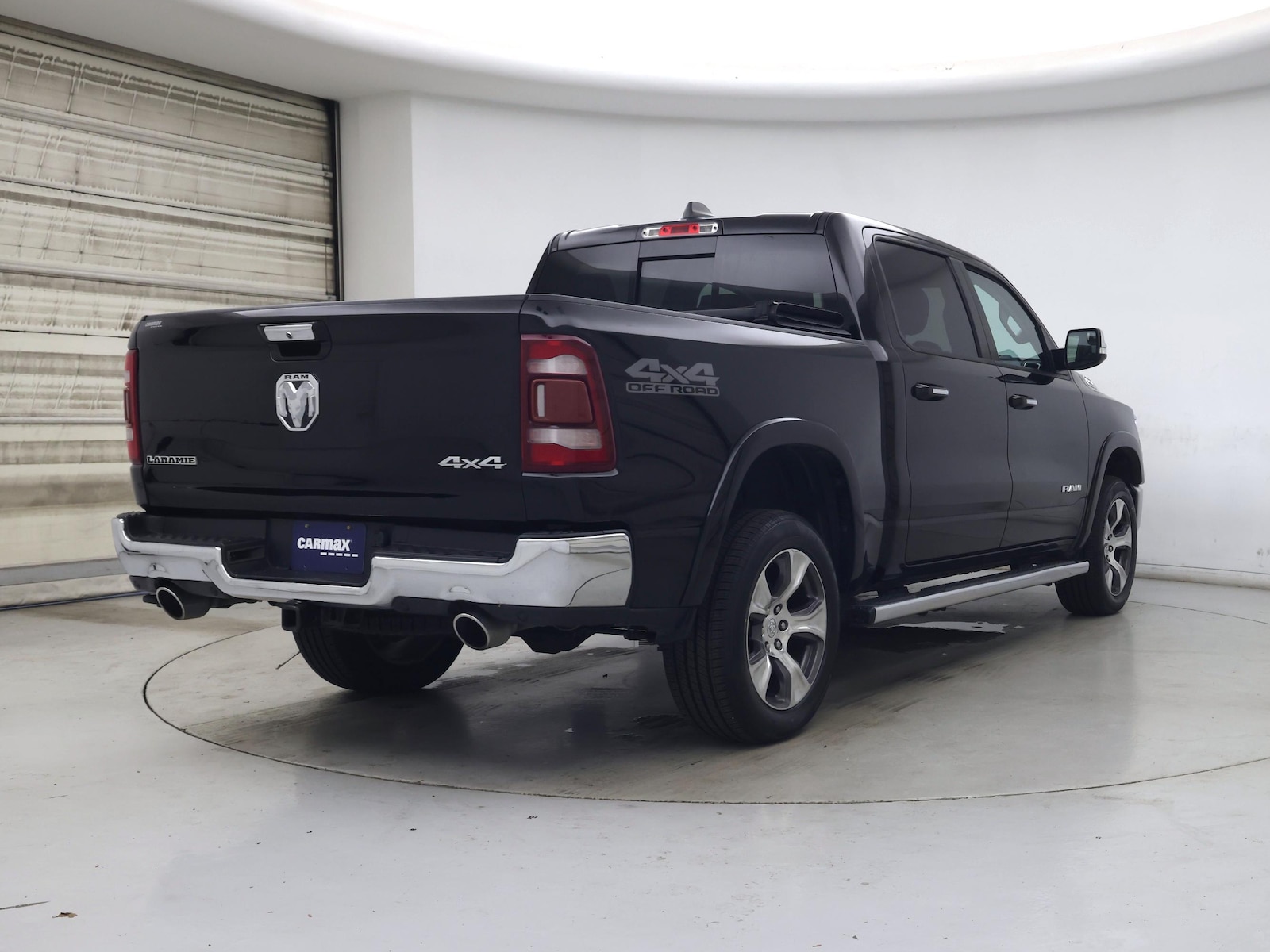 2020 RAM Ram 1500 Pickup Laramie - Photo 9