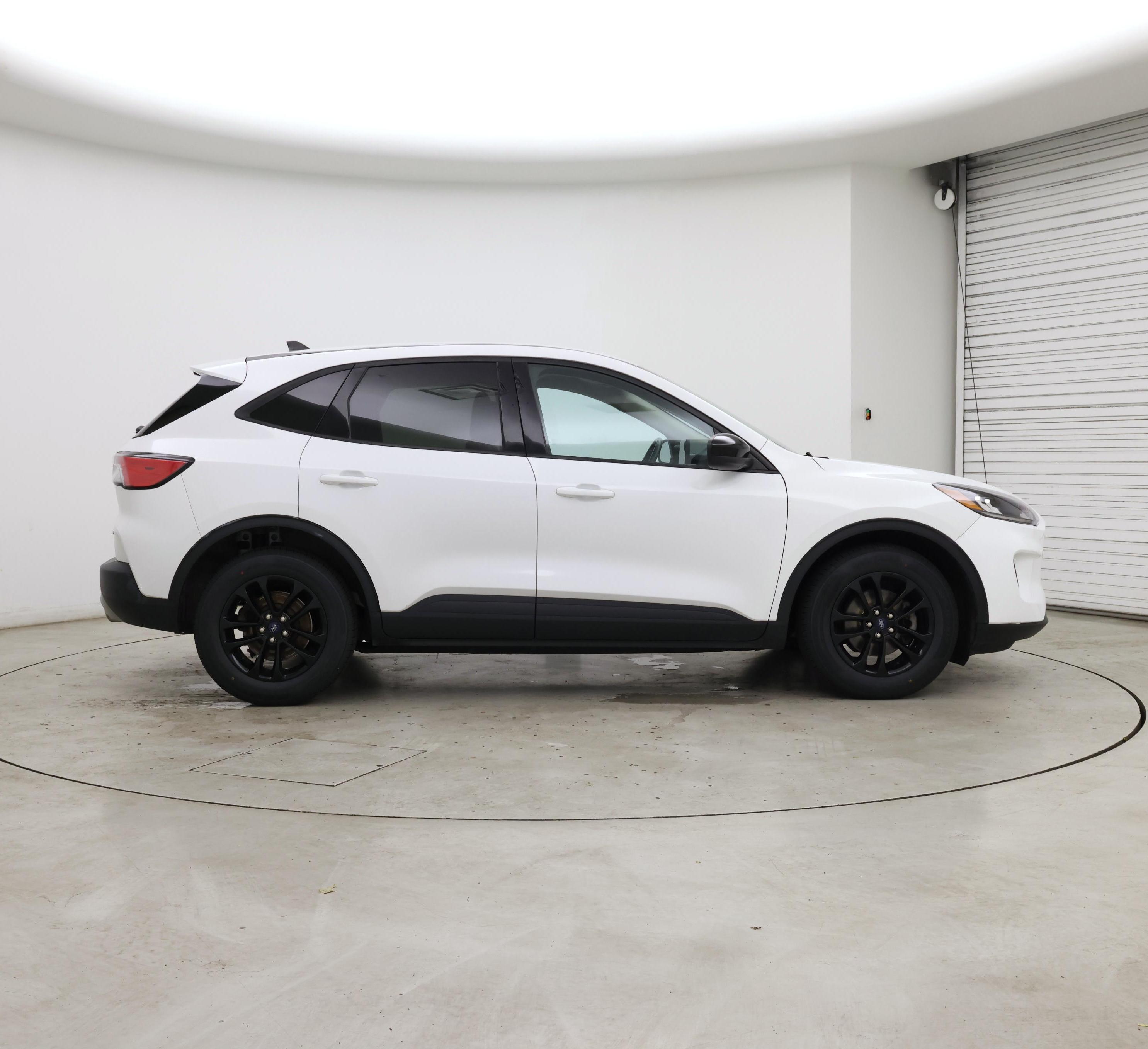 Thumbnail: 2020 Ford Escape - 7