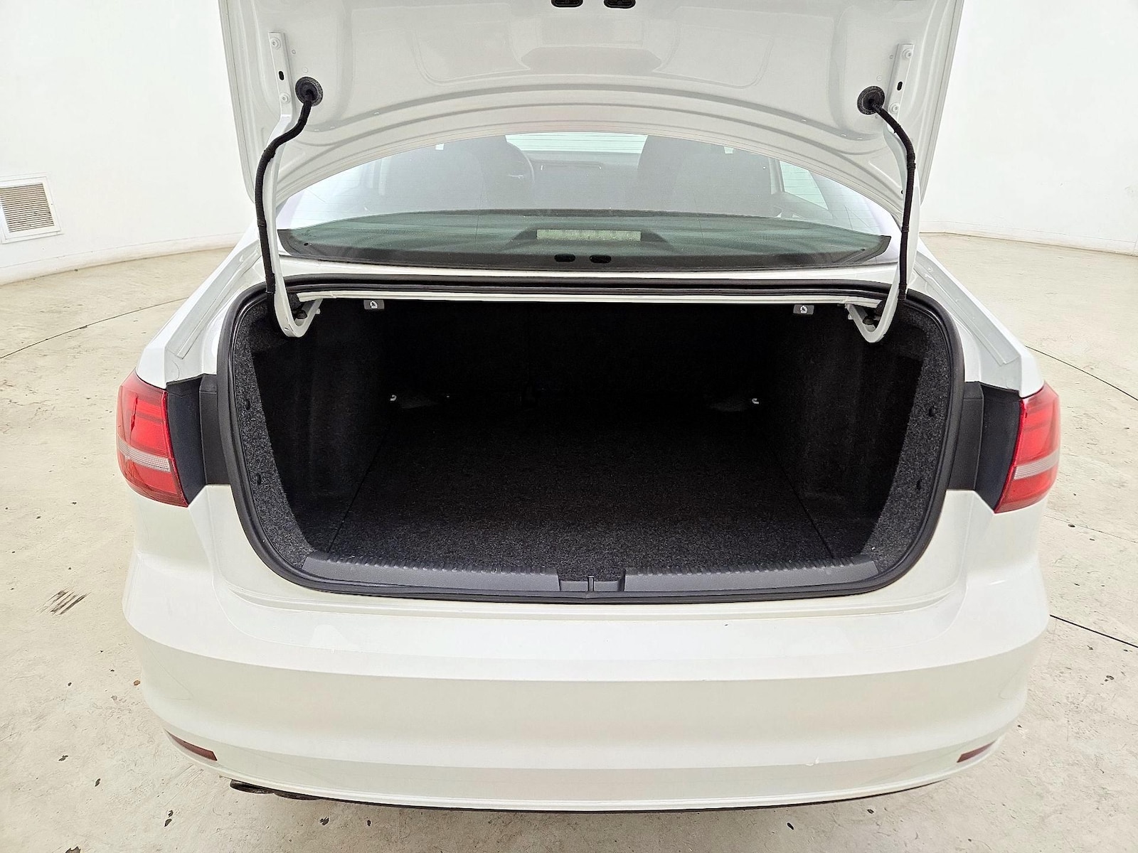 2016 Volkswagen Jetta SE - Photo 21