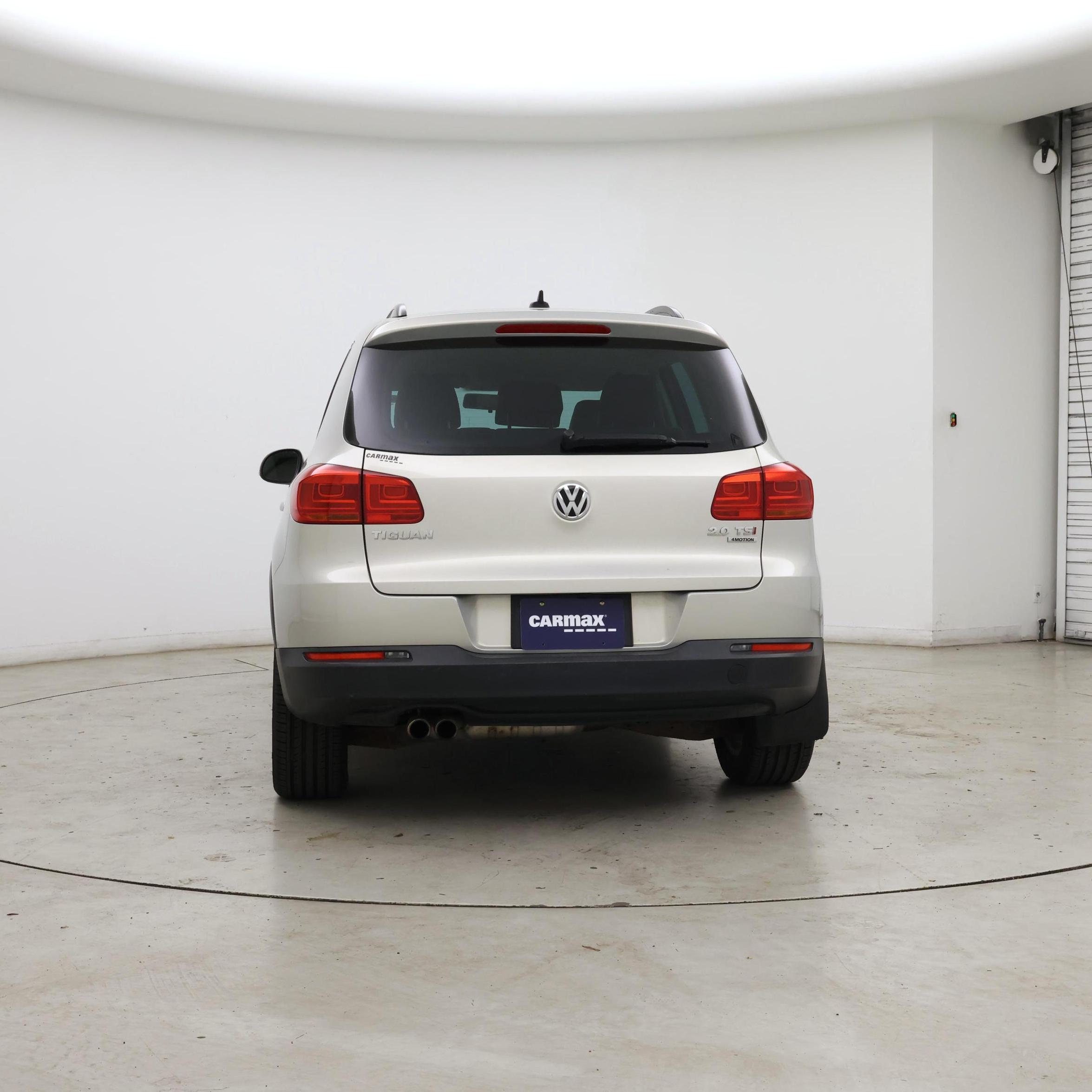 Thumbnail: 2015 Volkswagen Tiguan - 6