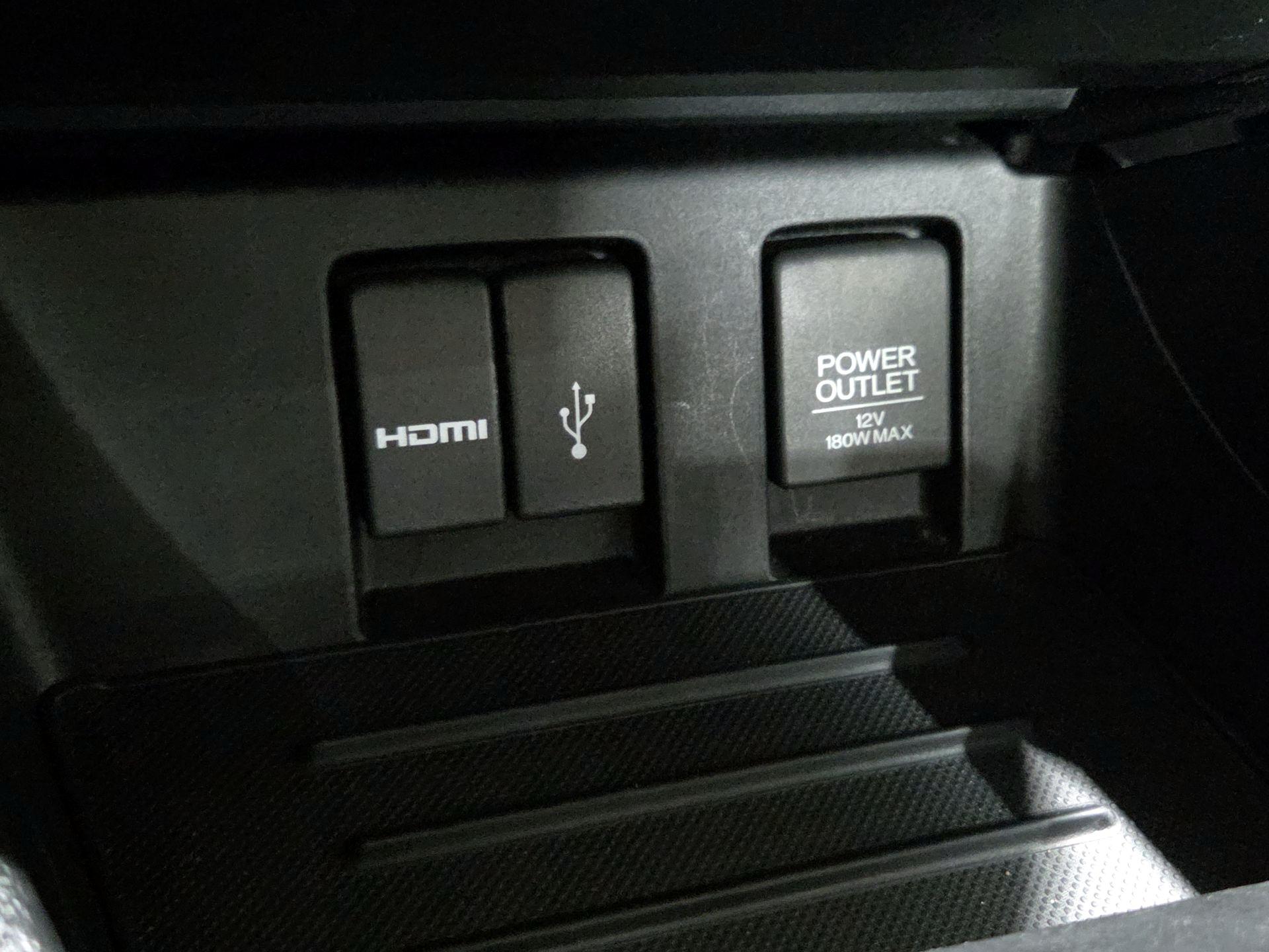 Thumbnail: 2015 Honda Civic - 18