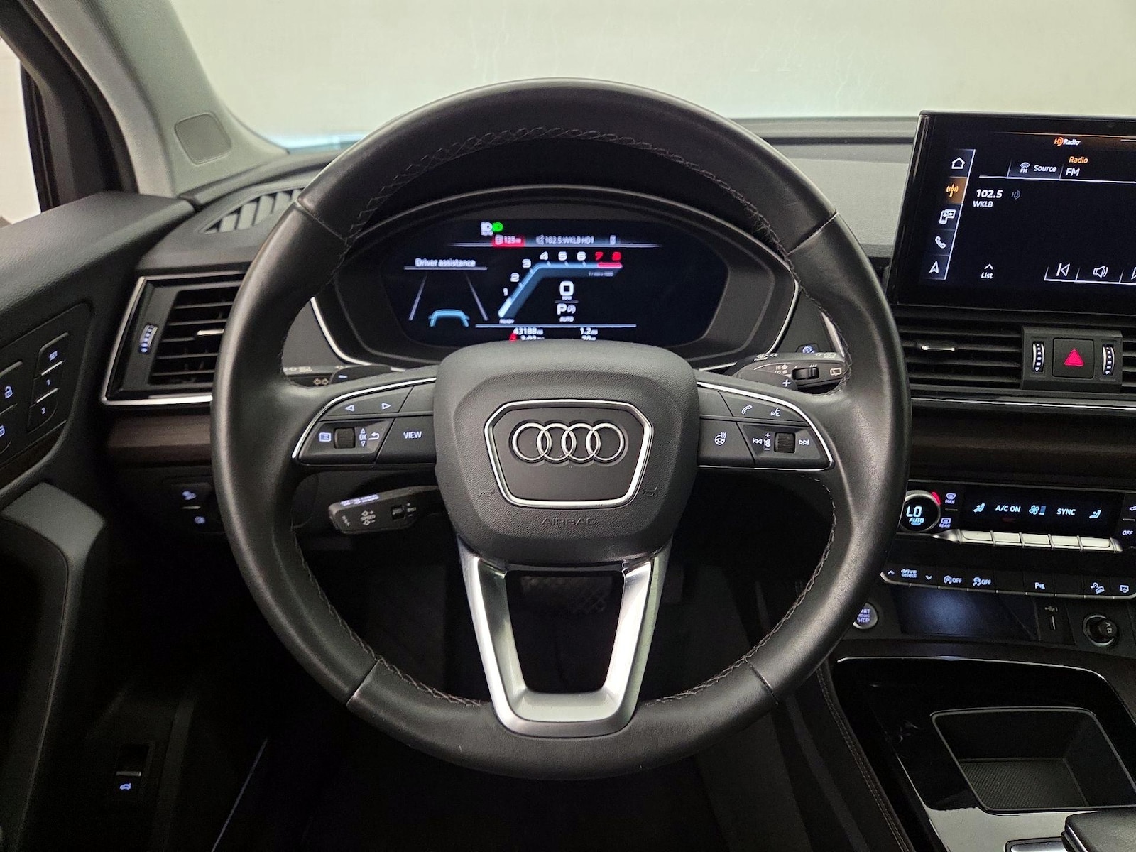 2023 Audi Q5 Premium Plus - Photo 11