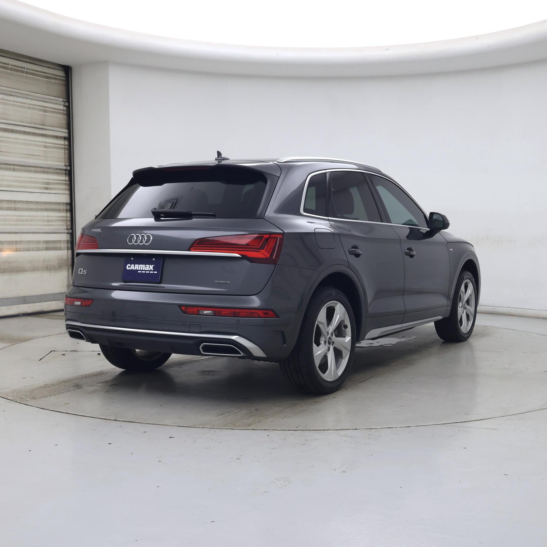 Thumbnail: 2023 Audi Q5 - 8