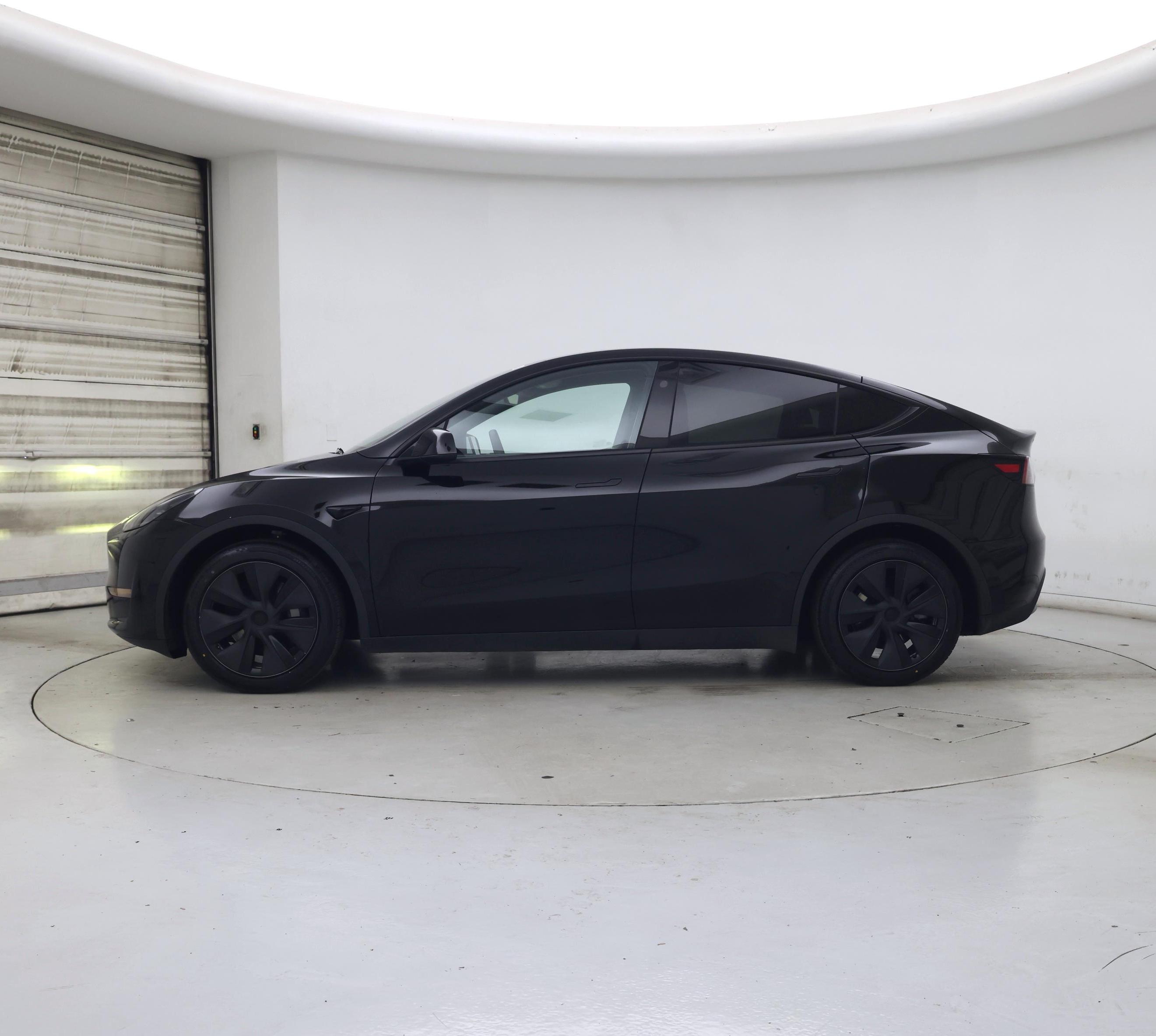 Thumbnail: 2025 Tesla Model Y - 3