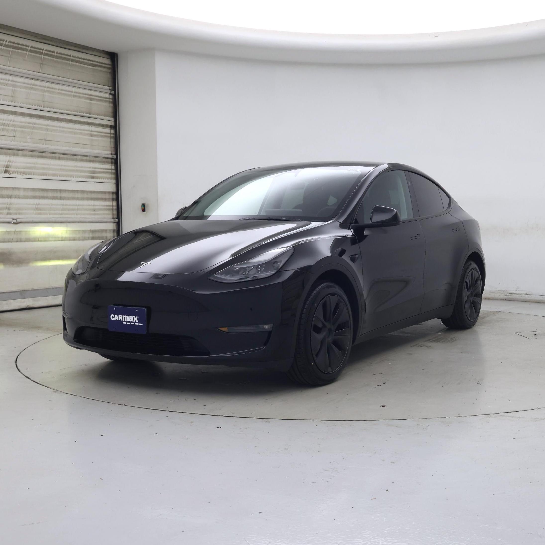 Thumbnail: 2025 Tesla Model Y - 4