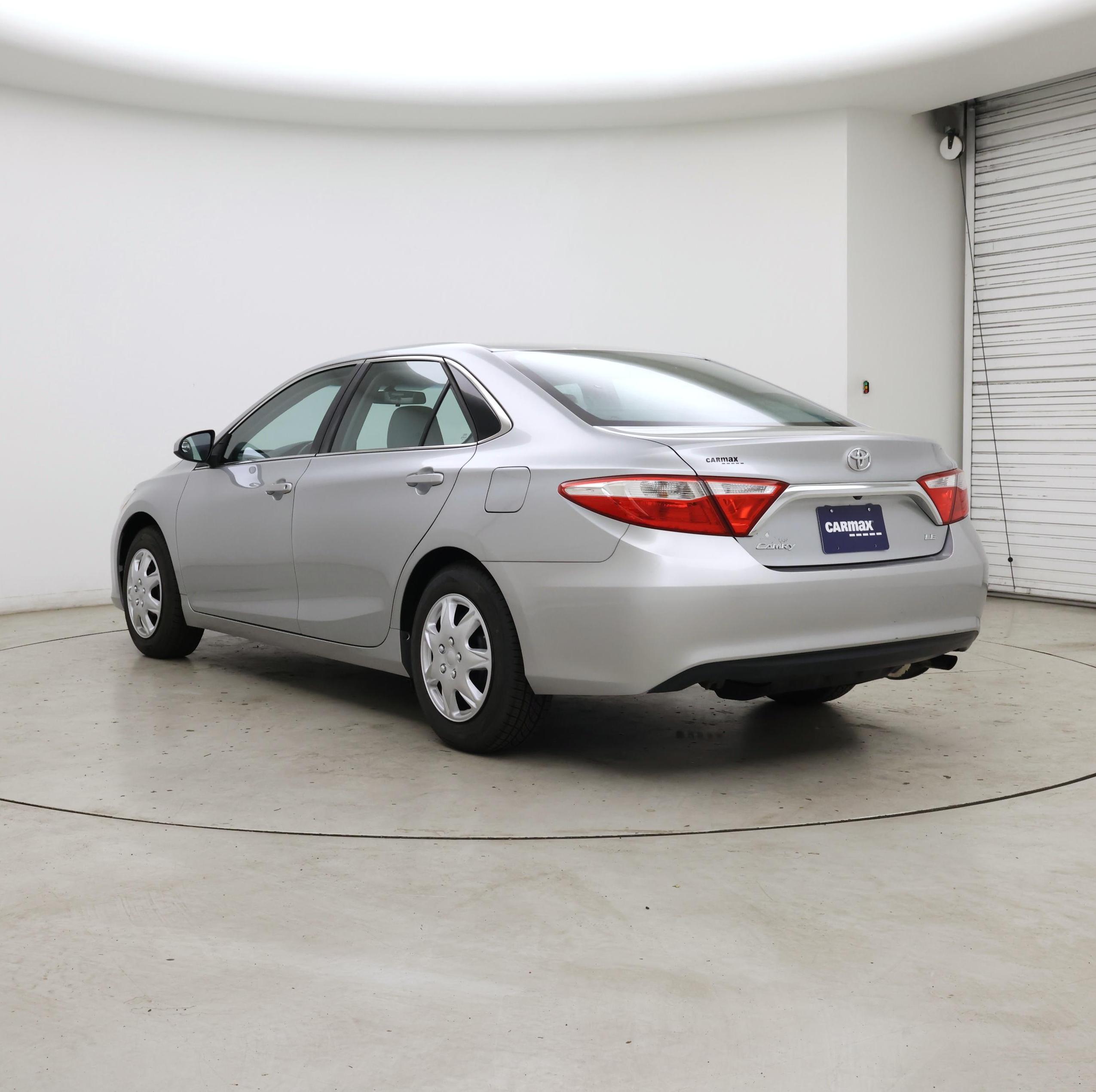 Thumbnail: 2015 Toyota Camry - 2