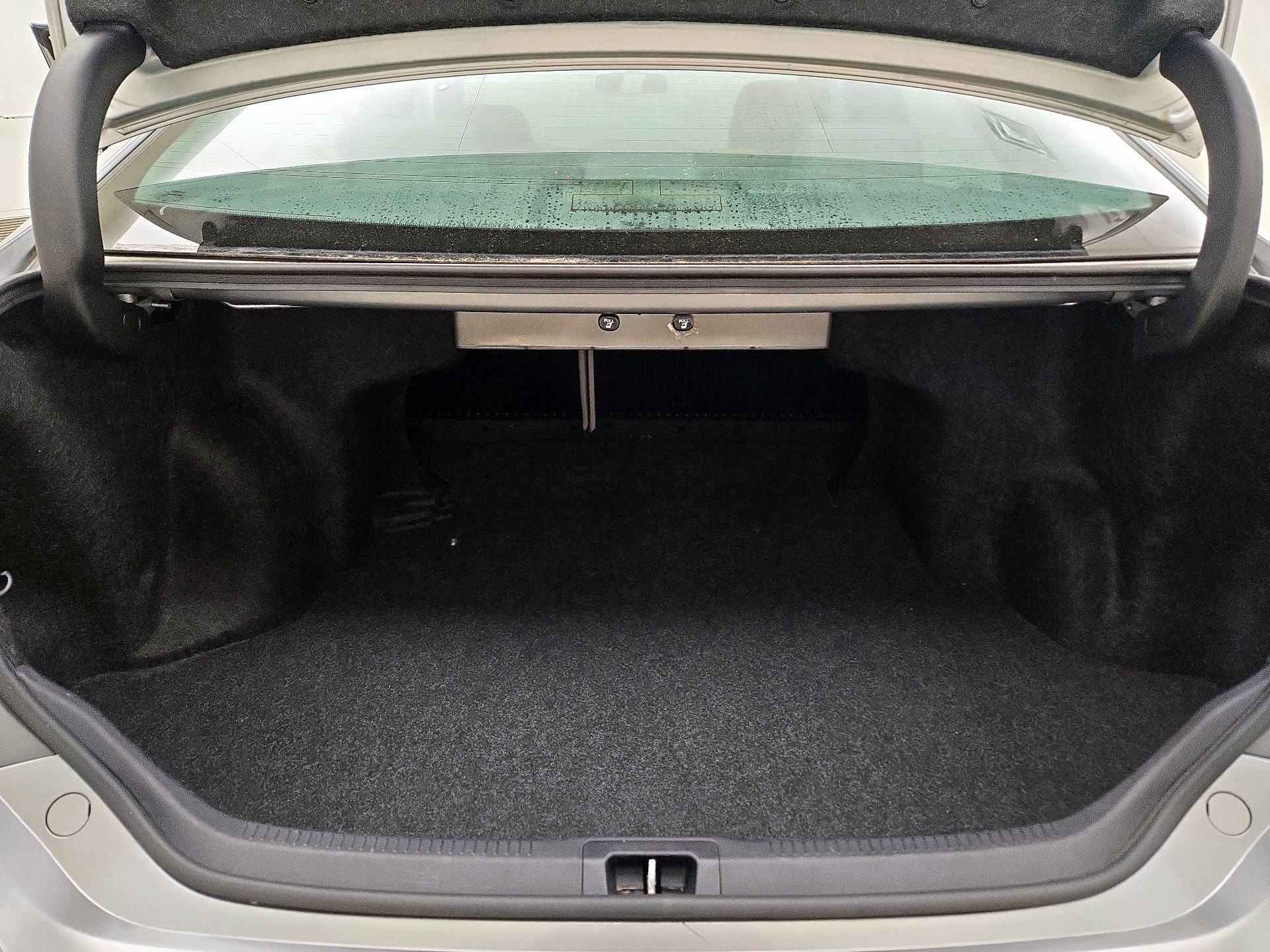 Thumbnail: 2015 Toyota Camry - 20