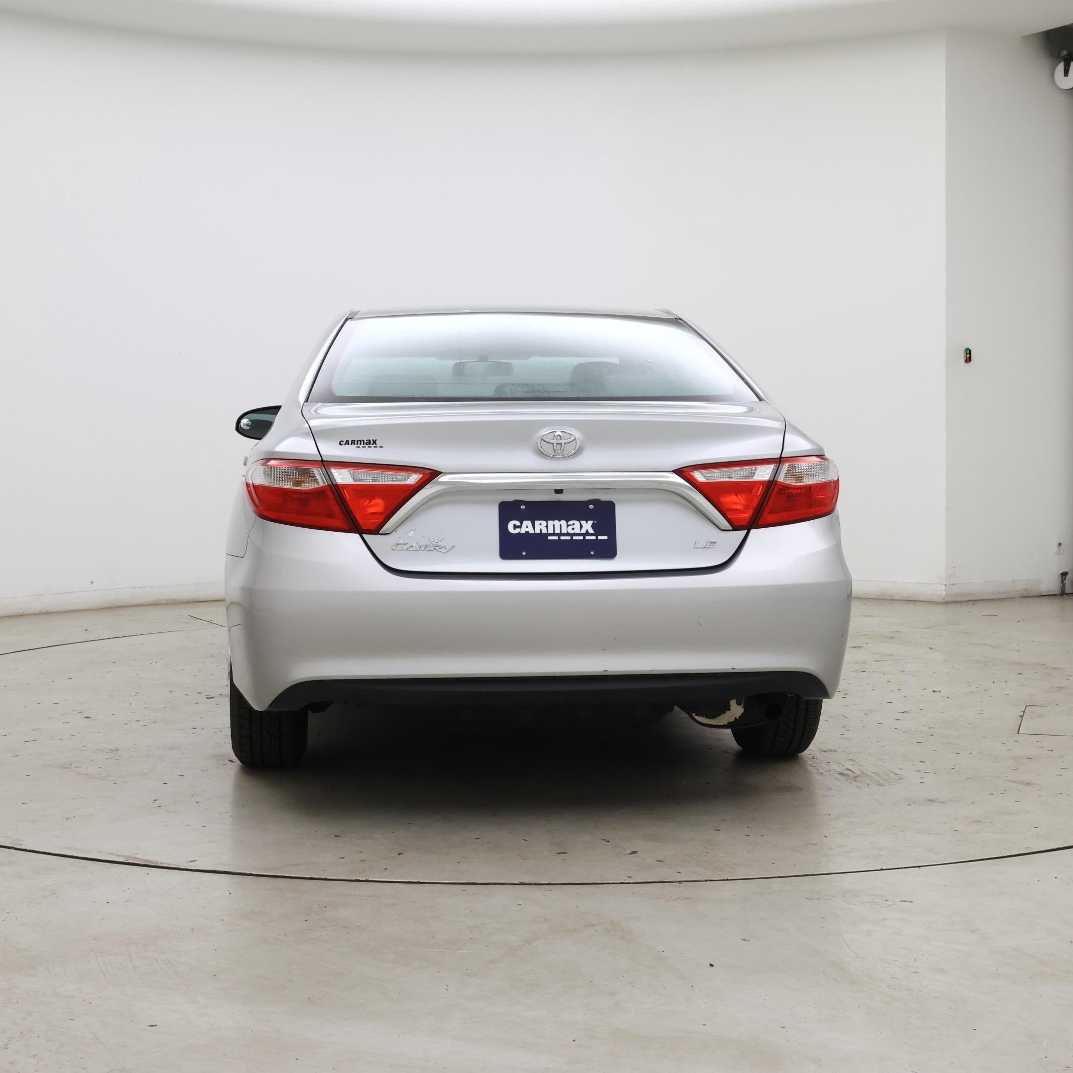 Thumbnail: 2015 Toyota Camry - 6