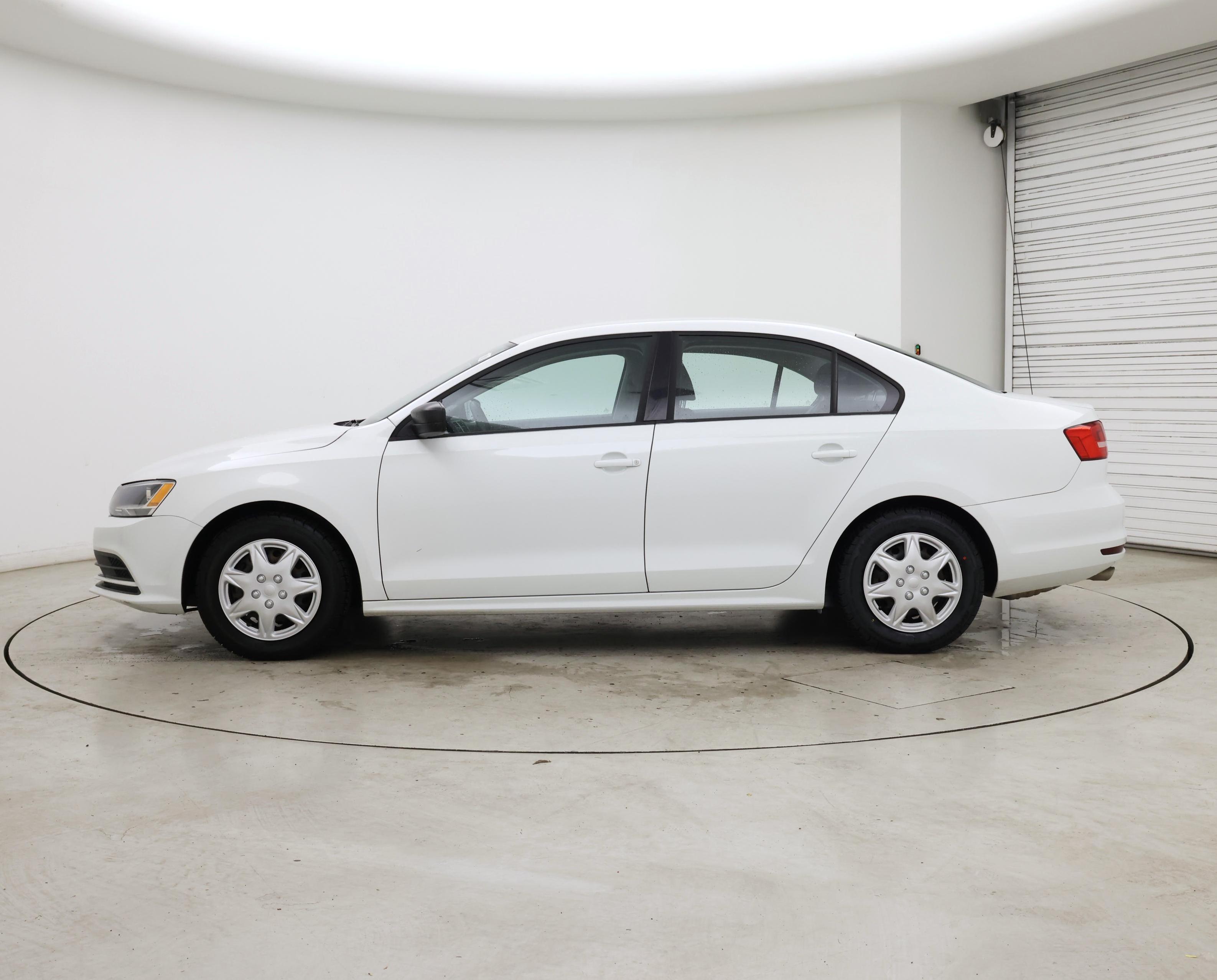 Thumbnail: 2015 Volkswagen Jetta - 3