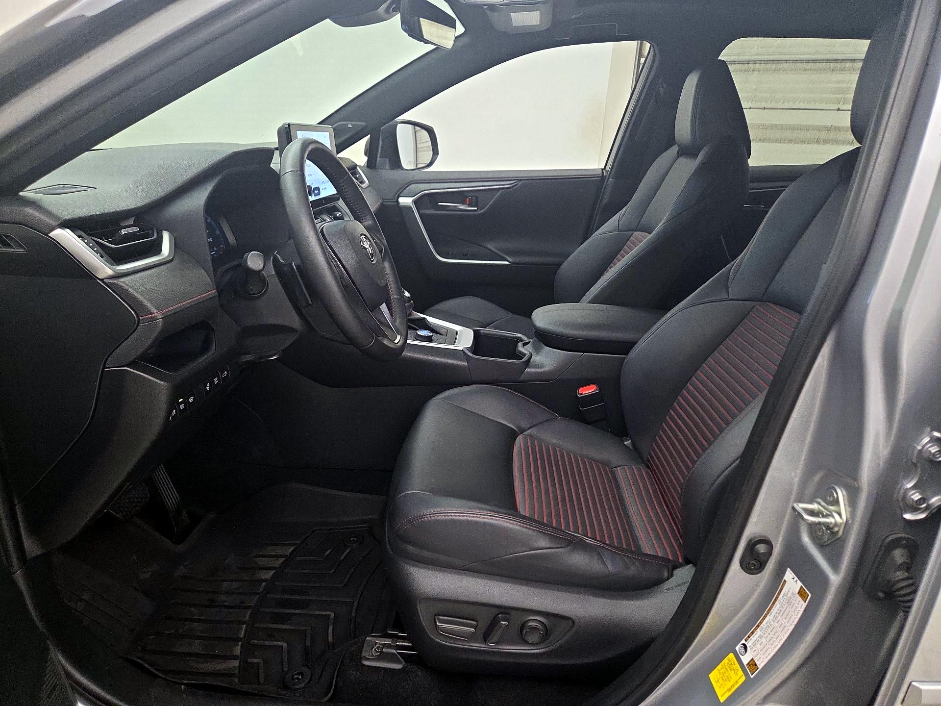 Thumbnail: 2023 Toyota RAV4 - 11
