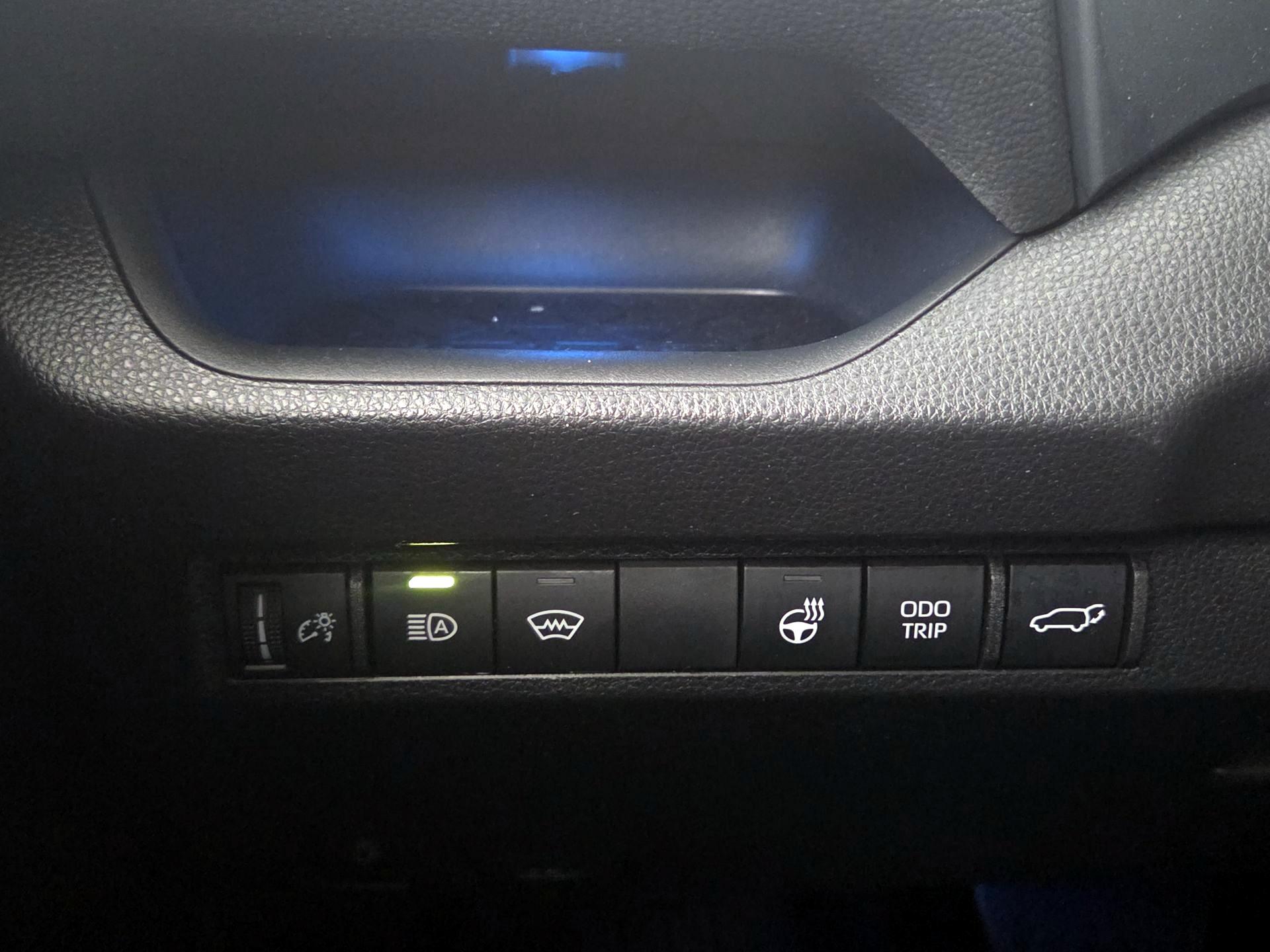 Thumbnail: 2023 Toyota RAV4 - 13