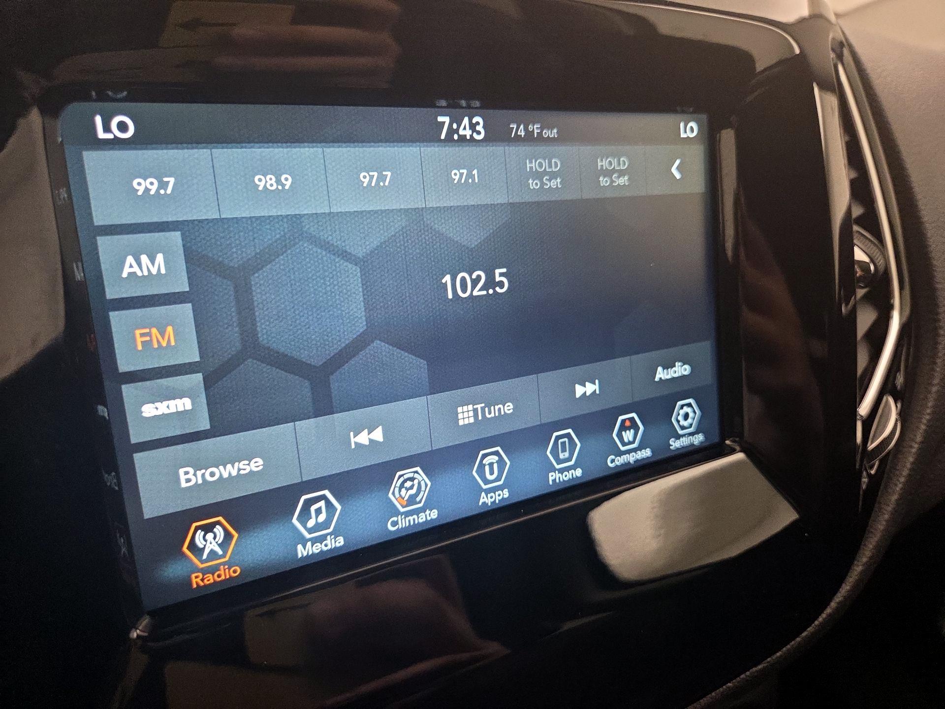 Thumbnail: 2021 Jeep Compass - 15