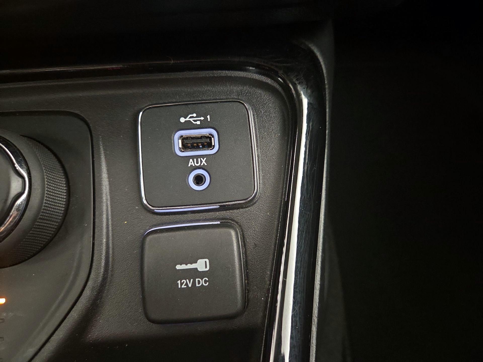 Thumbnail: 2021 Jeep Compass - 18