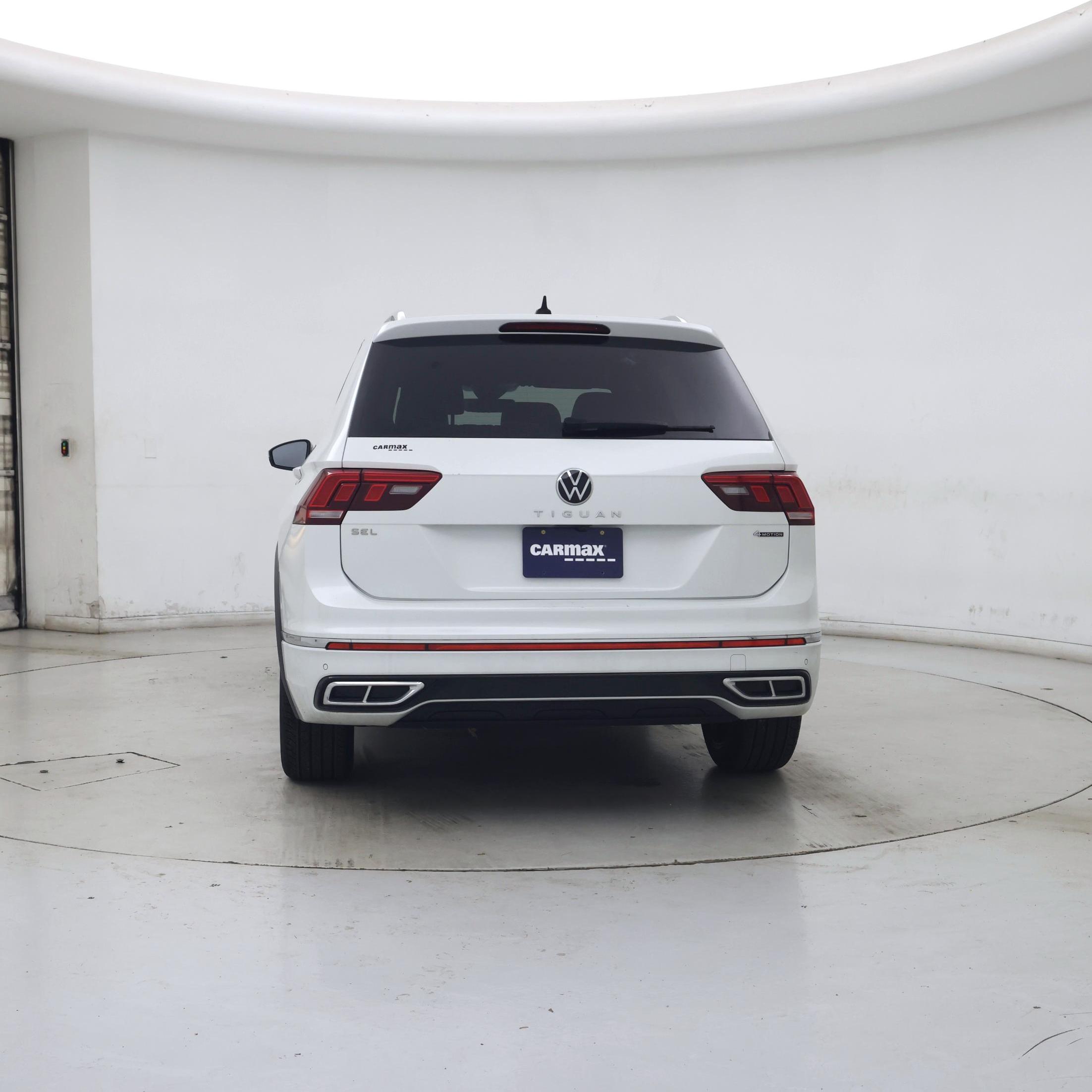 Thumbnail: 2022 Volkswagen Tiguan - 6