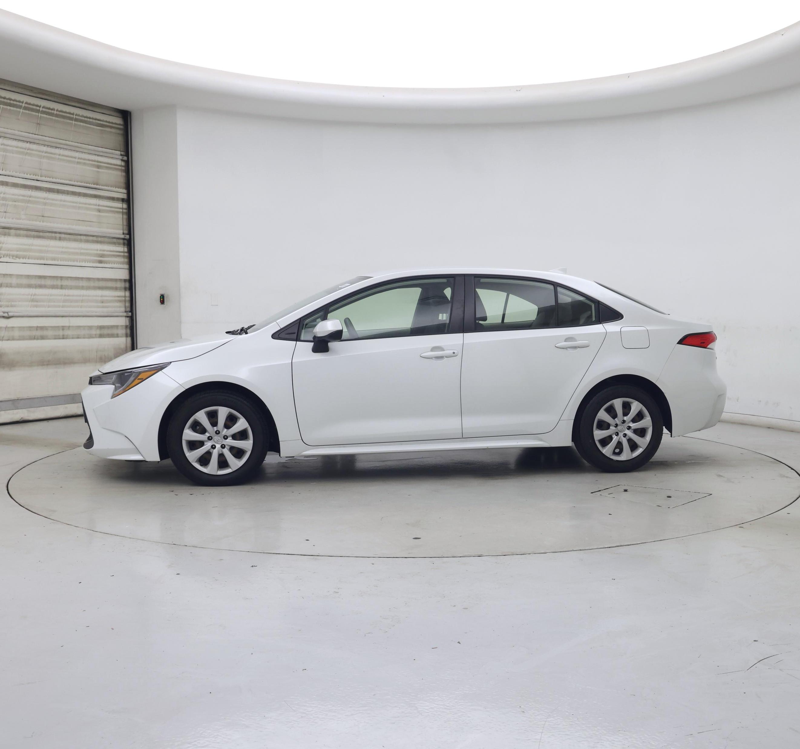 Thumbnail: 2022 Toyota Corolla - 3