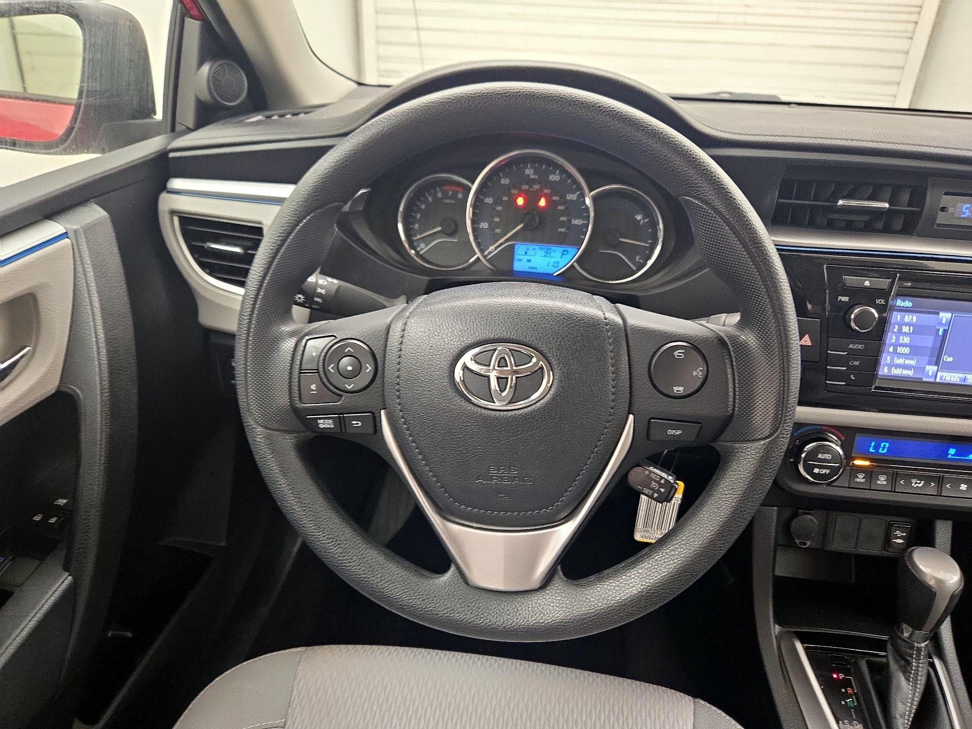 Thumbnail: 2014 Toyota Corolla - 10