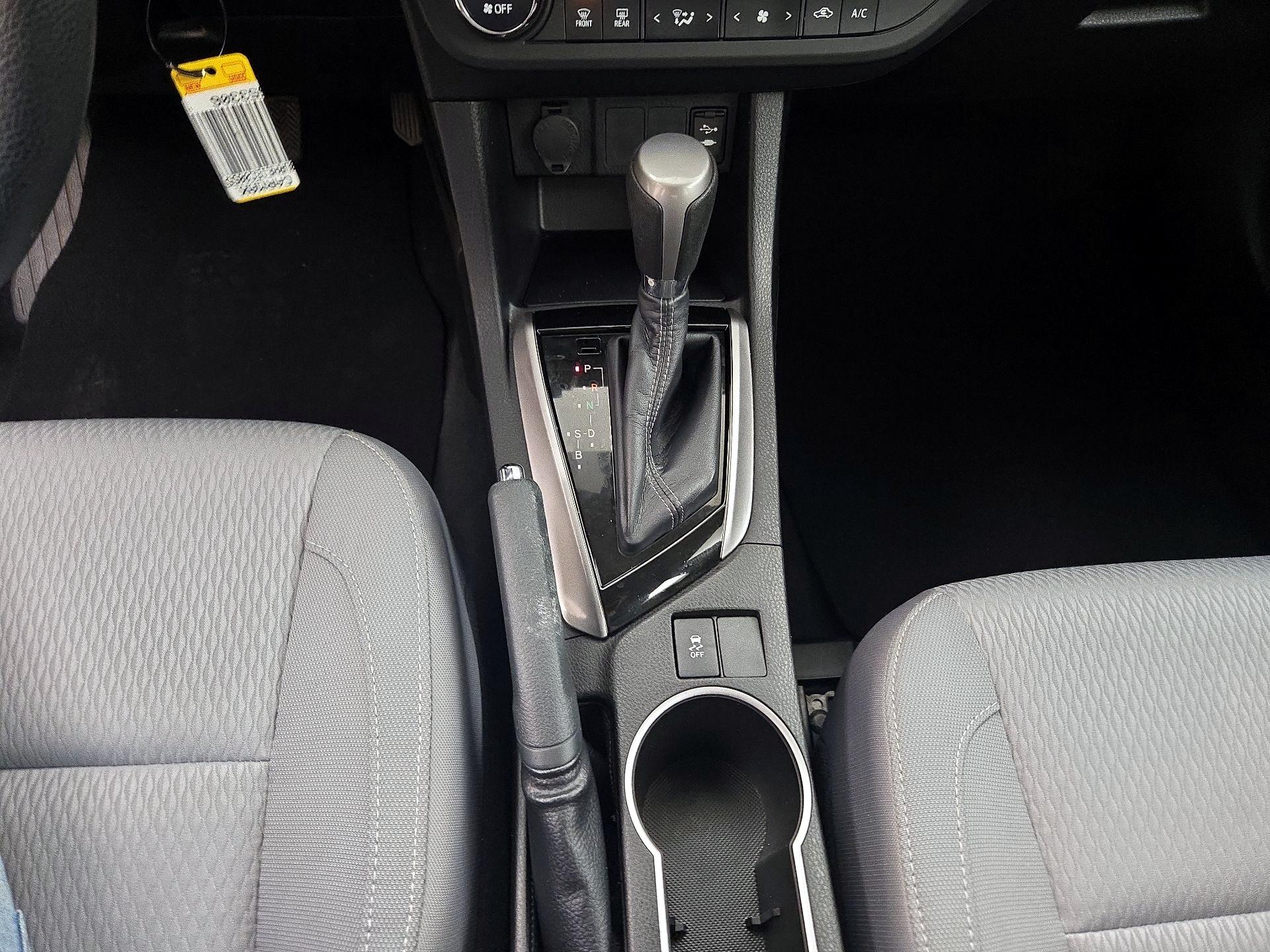 Thumbnail: 2014 Toyota Corolla - 17