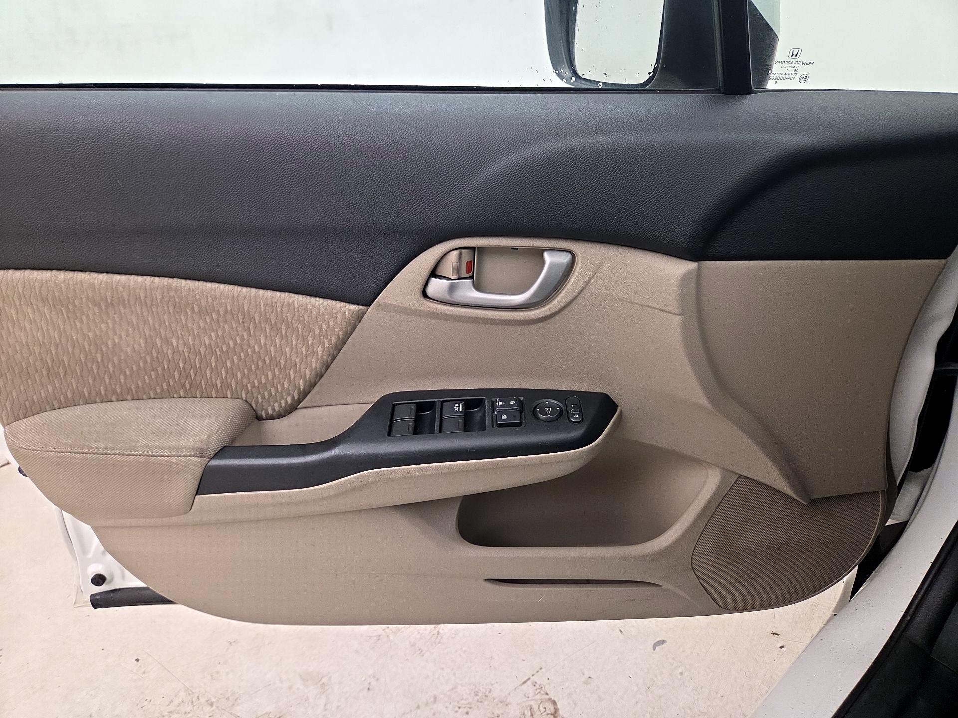 Thumbnail: 2014 Honda Civic - 12