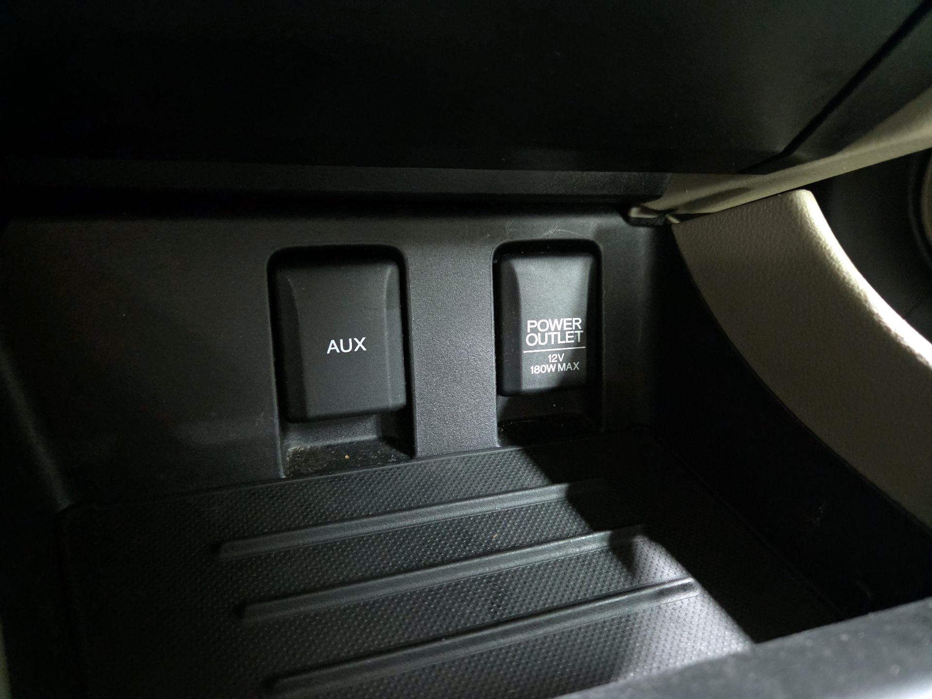 Thumbnail: 2014 Honda Civic - 18