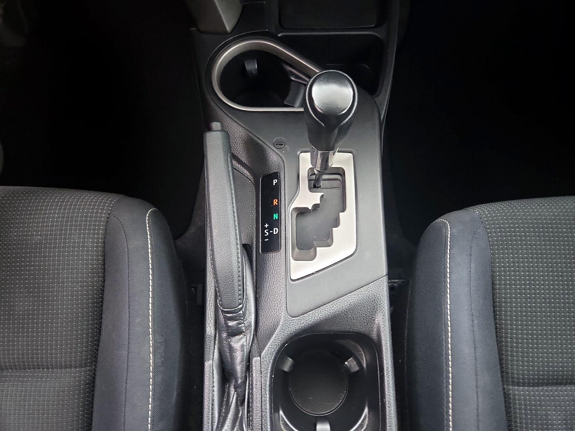 Thumbnail: 2016 Toyota RAV4 - 16
