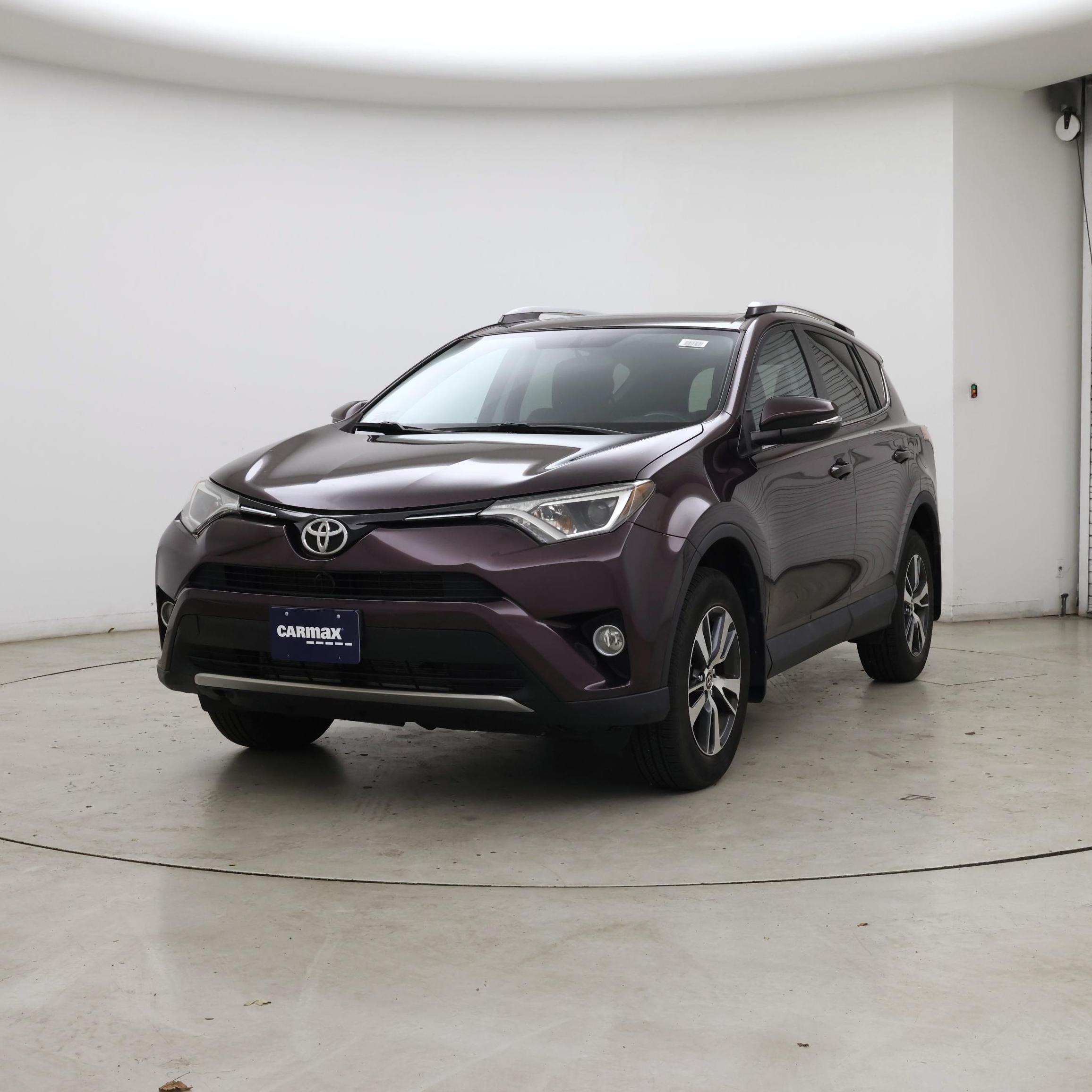 Thumbnail: 2016 Toyota RAV4 - 4