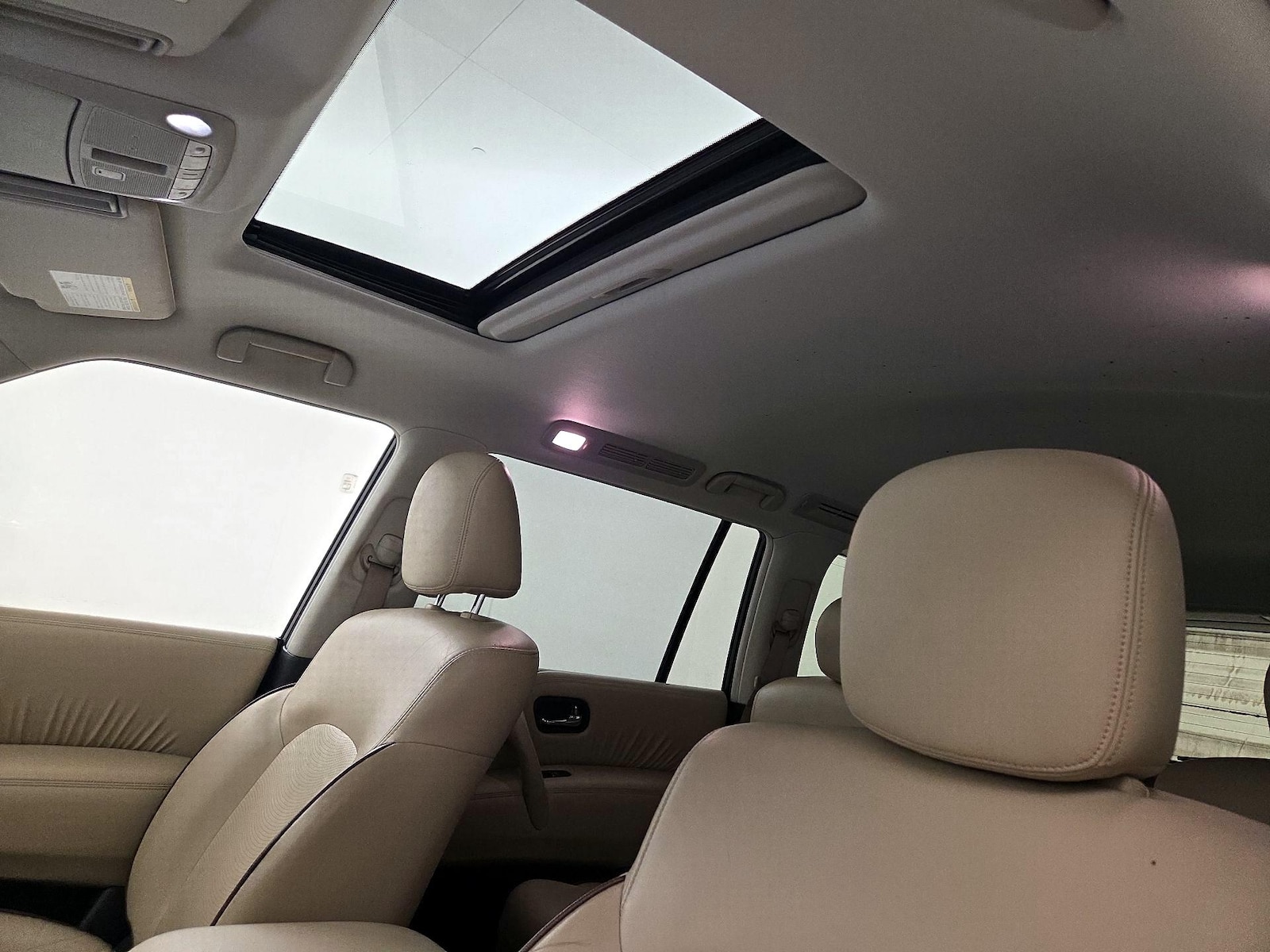 Sunroof(s) & Overhead Airbags