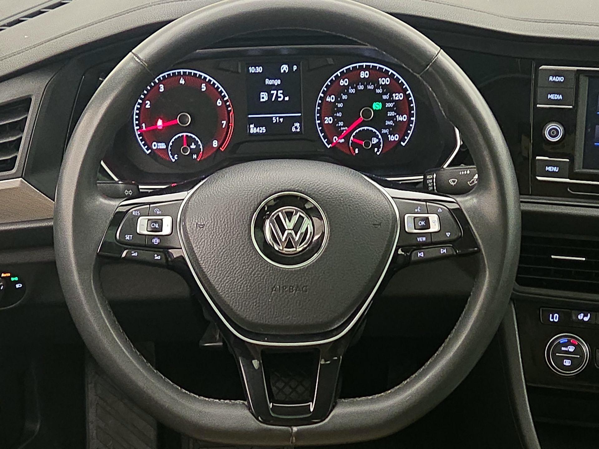 Thumbnail: 2020 Volkswagen Jetta - 10