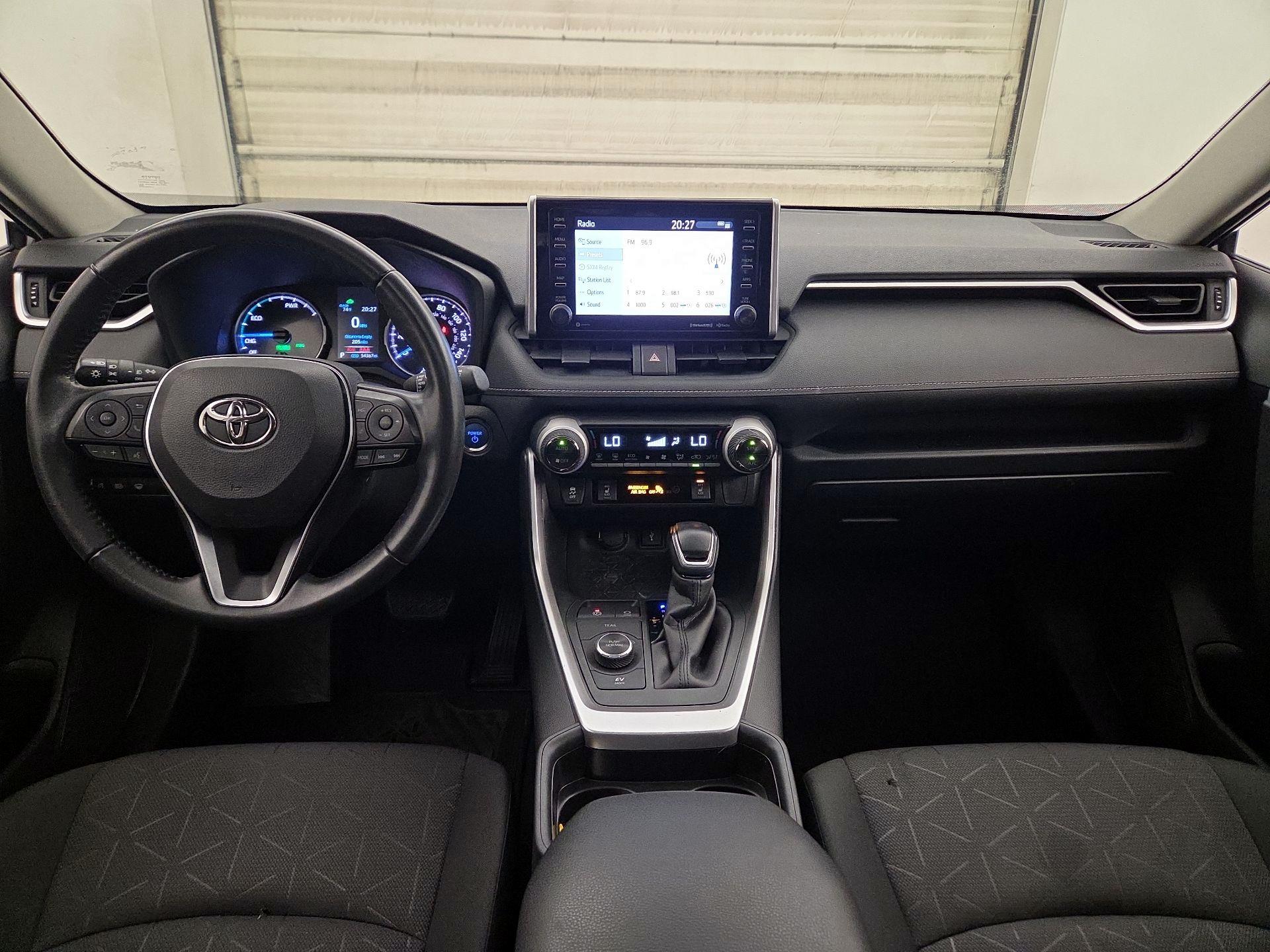 Thumbnail: 2021 Toyota RAV4 - 9