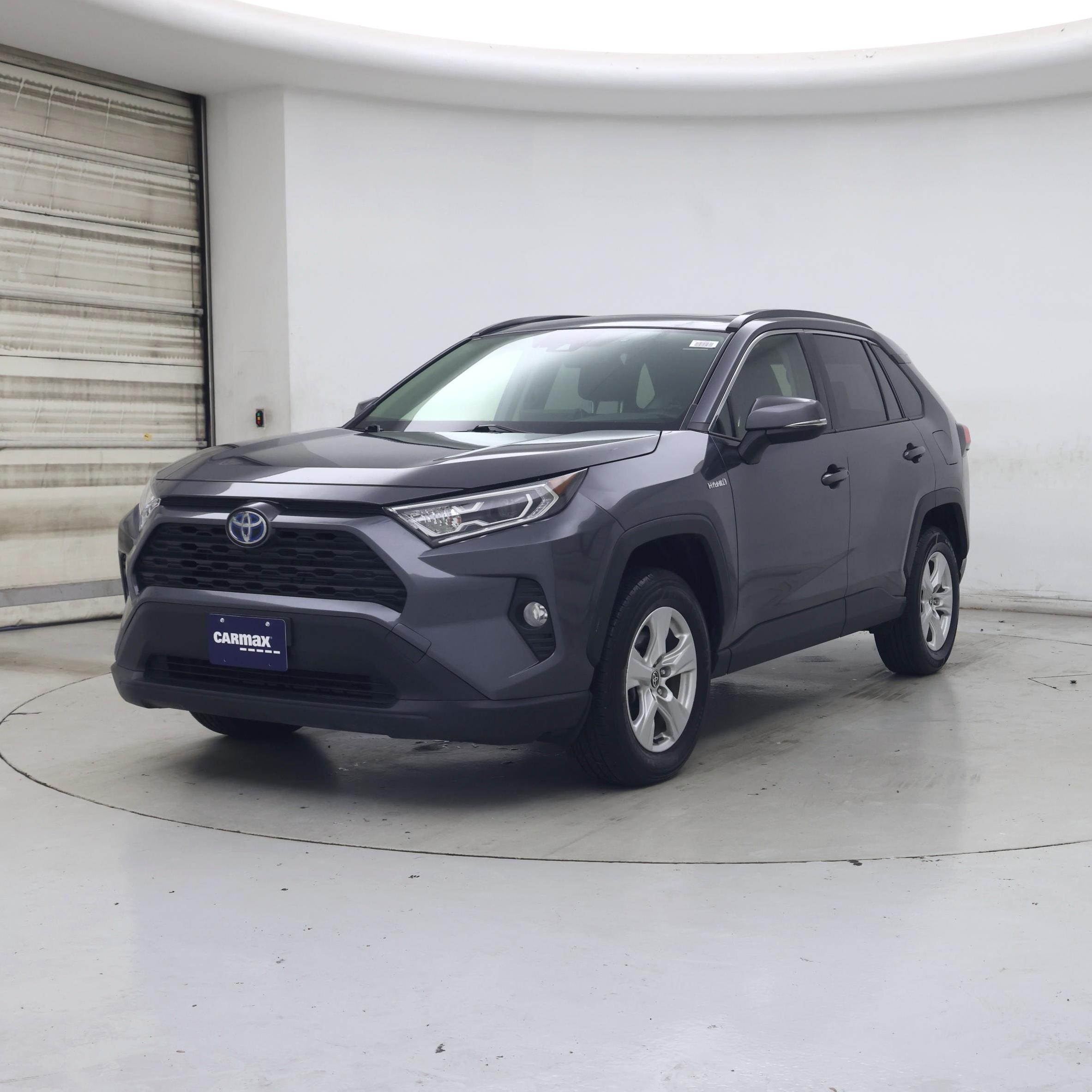Thumbnail: 2021 Toyota RAV4 - 4