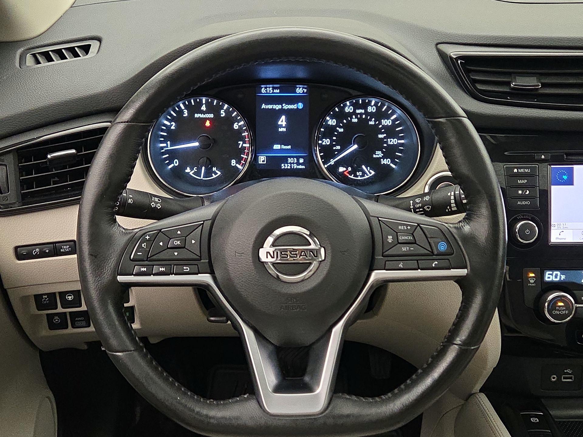 Thumbnail: 2019 Nissan Rogue Sport - 10