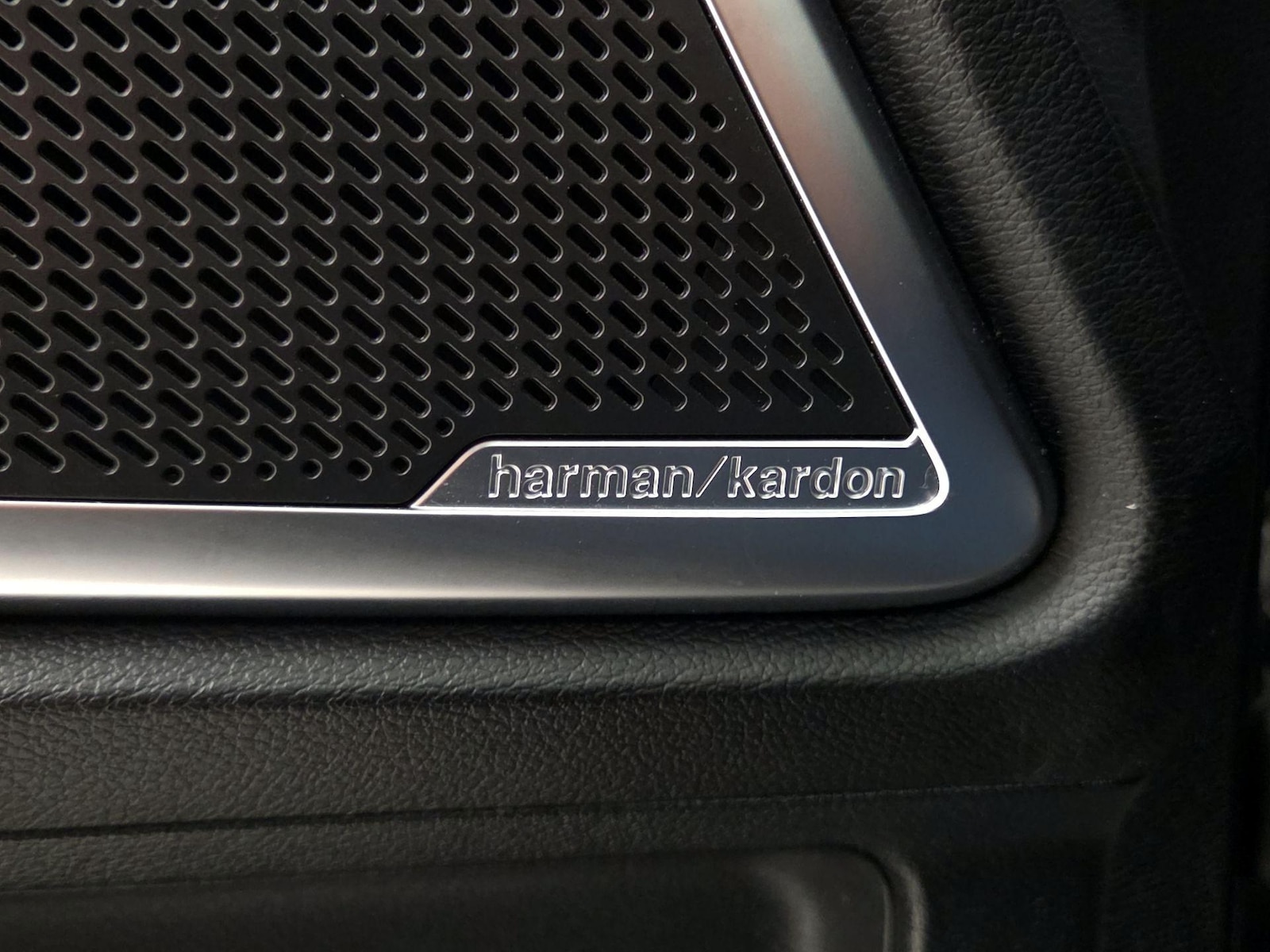 2021 Kia Telluride SX - Photo 27