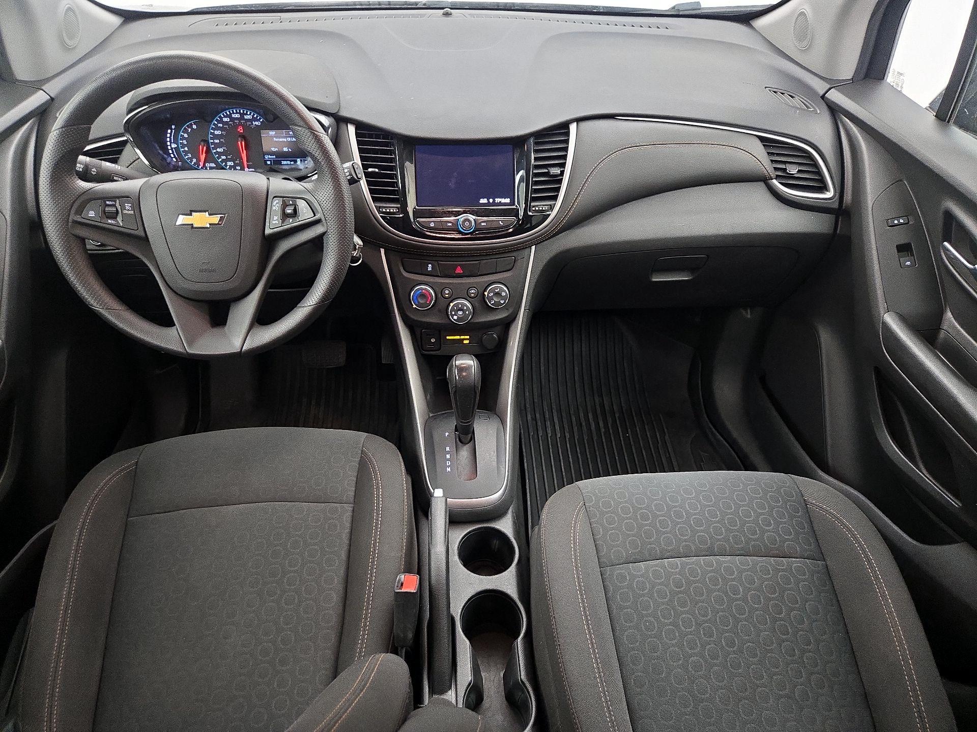 Thumbnail: 2022 Chevrolet Trax - 9