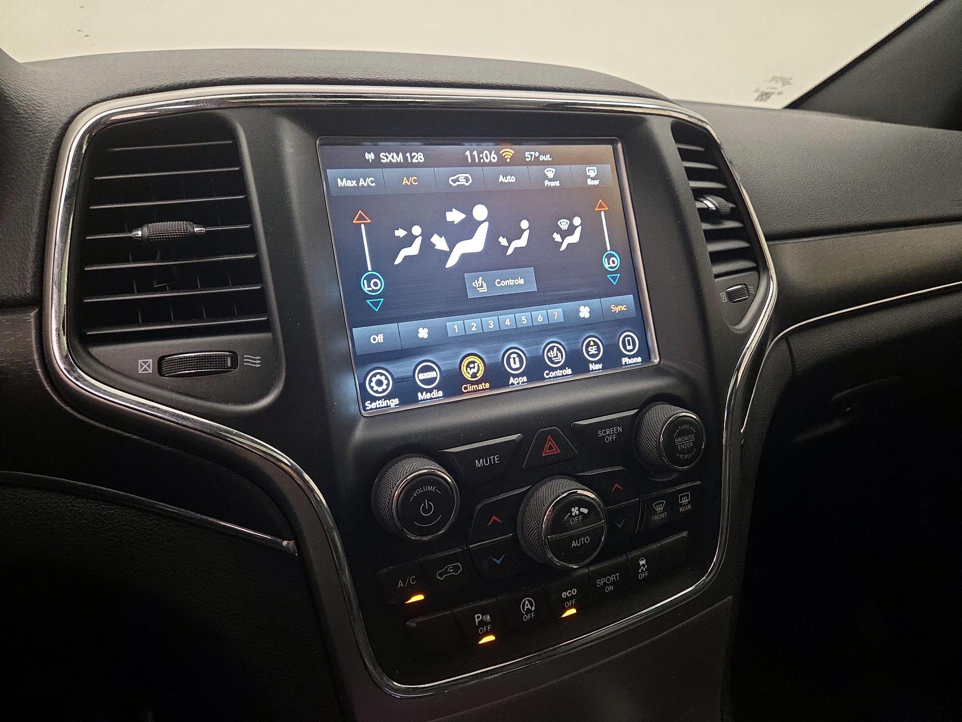Thumbnail: 2018 Jeep Grand Cherokee - 17