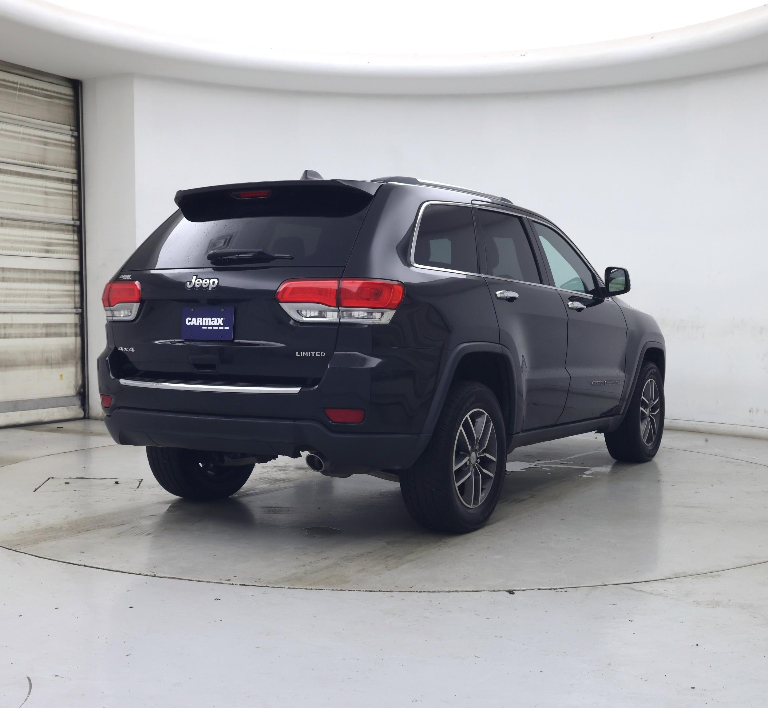 Thumbnail: 2018 Jeep Grand Cherokee - 8