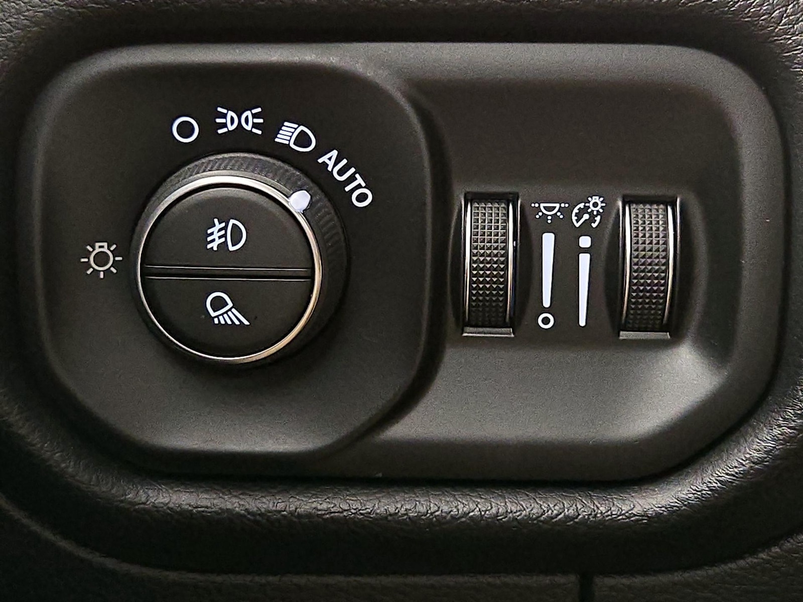 2022 RAM Ram 1500 Pickup Laramie - Photo 14