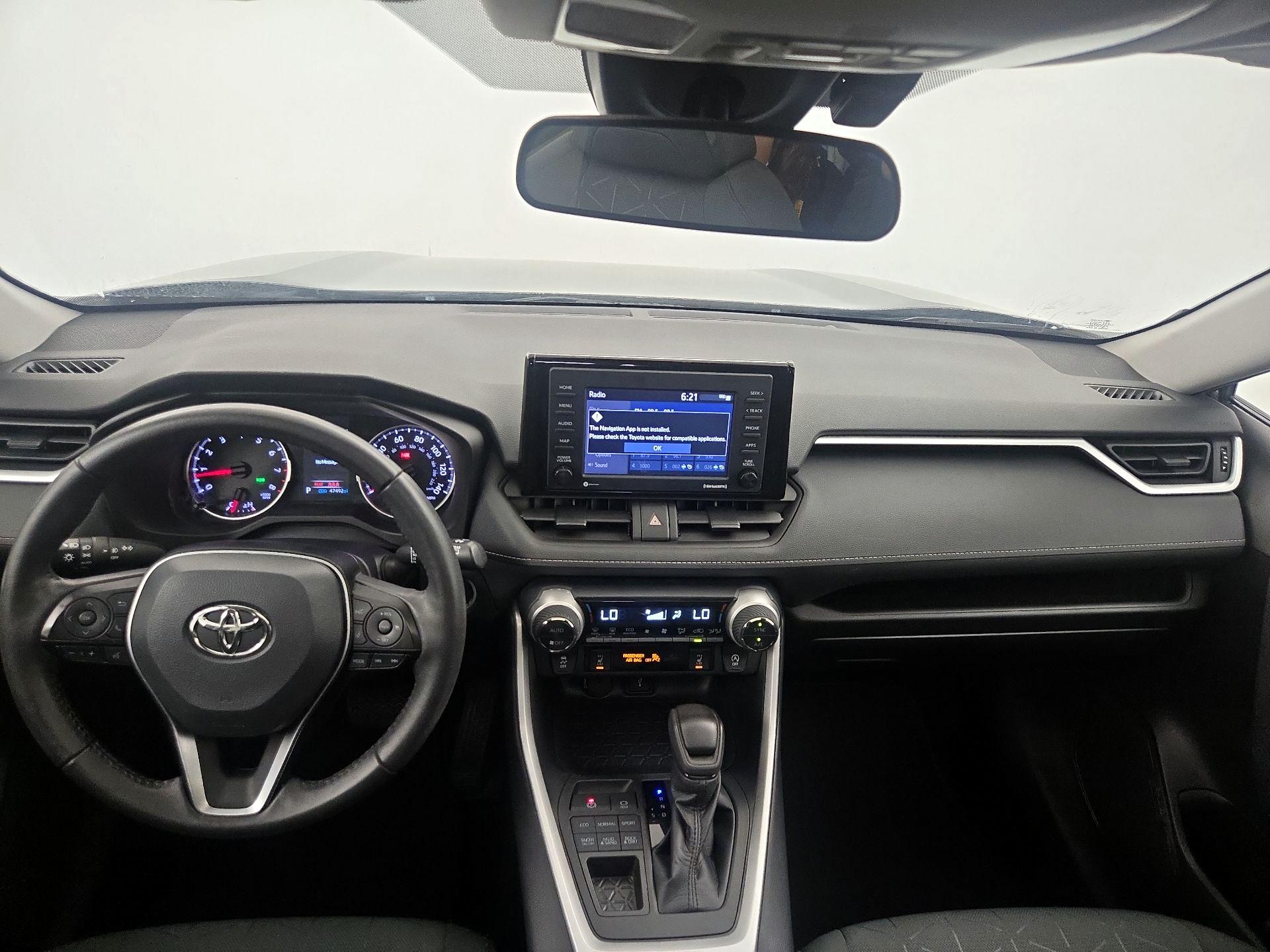 Thumbnail: 2021 Toyota RAV4 - 9