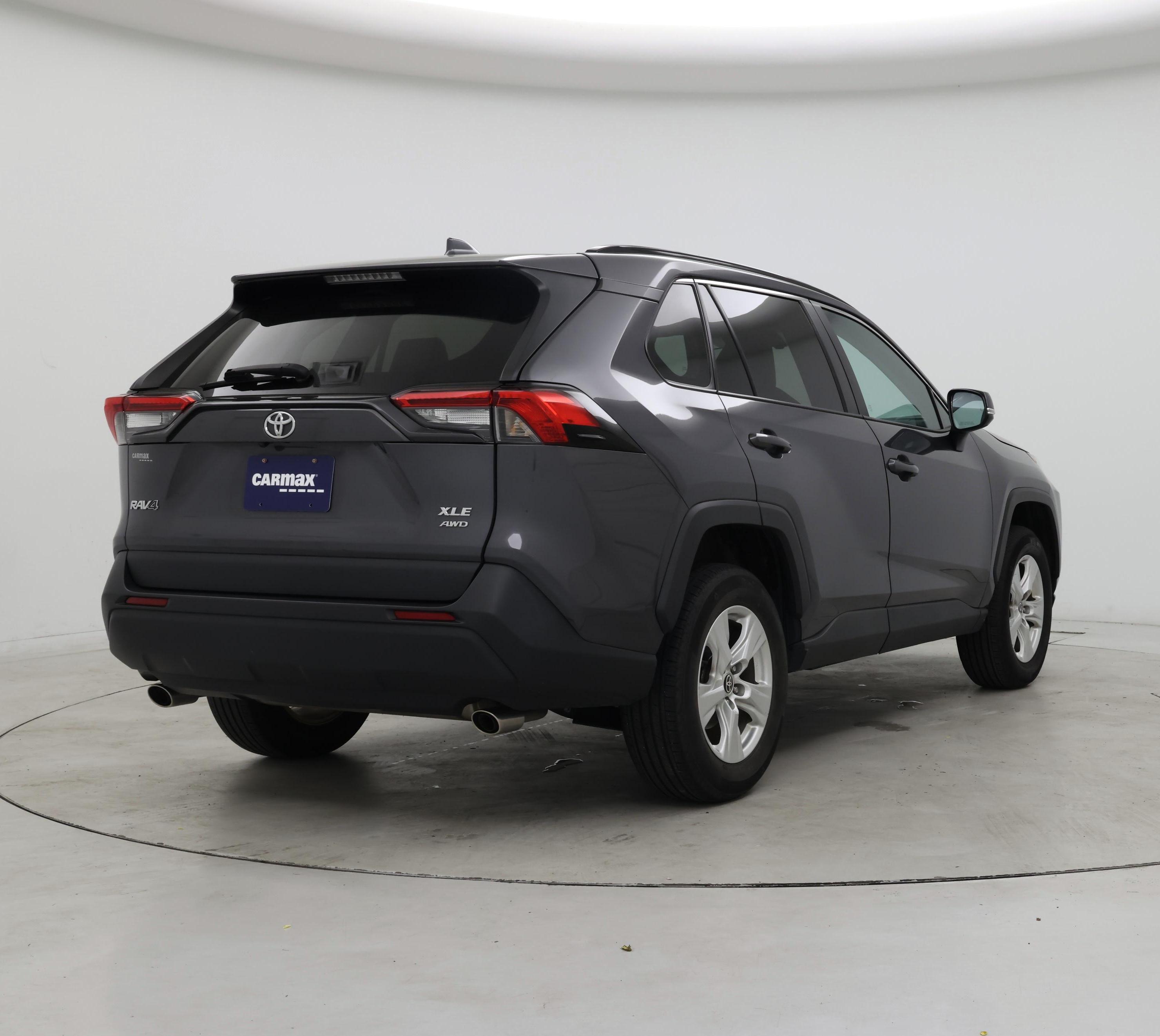Thumbnail: 2021 Toyota RAV4 - 8