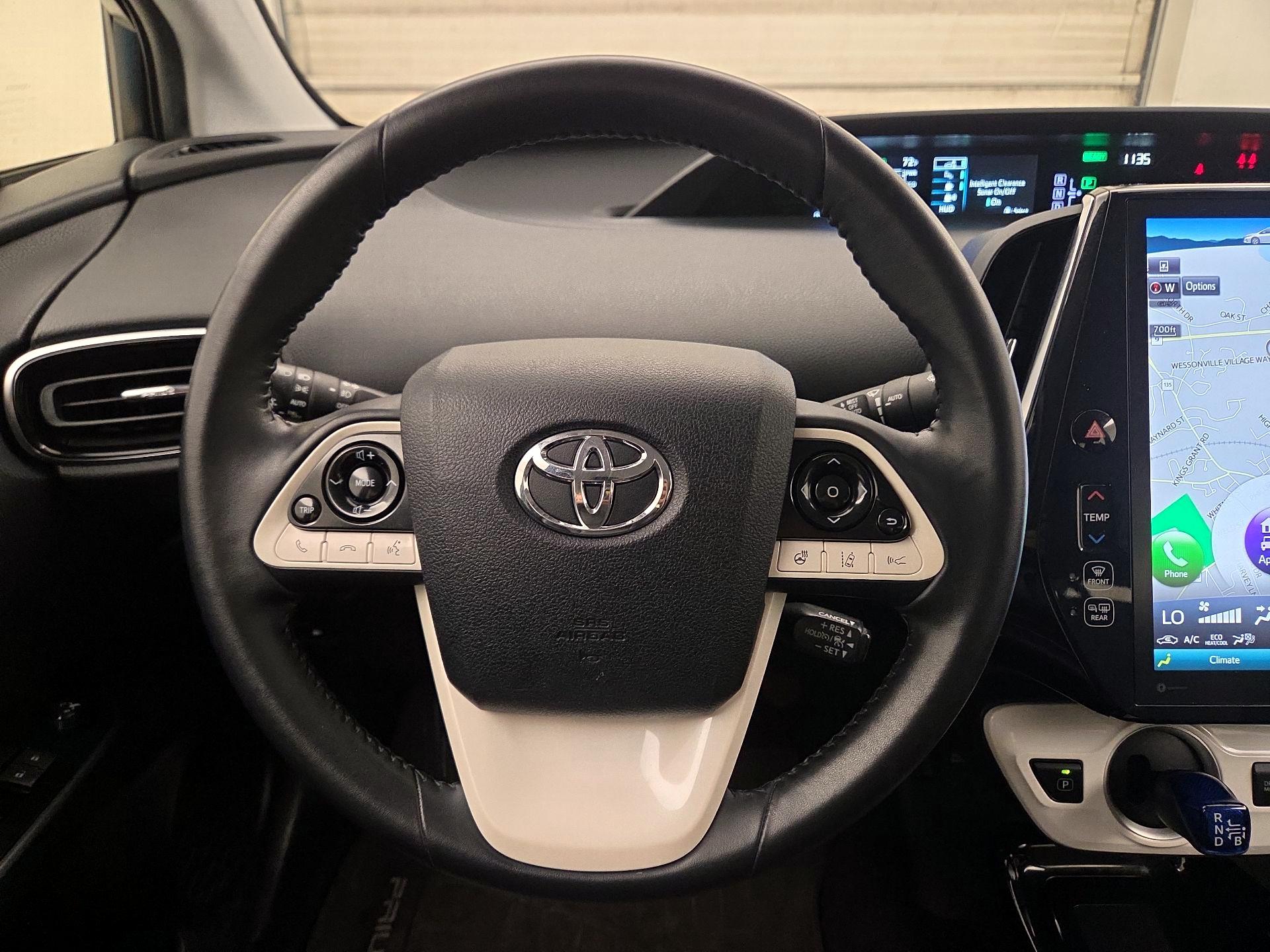 Thumbnail: 2017 Toyota Prius Prime - 10