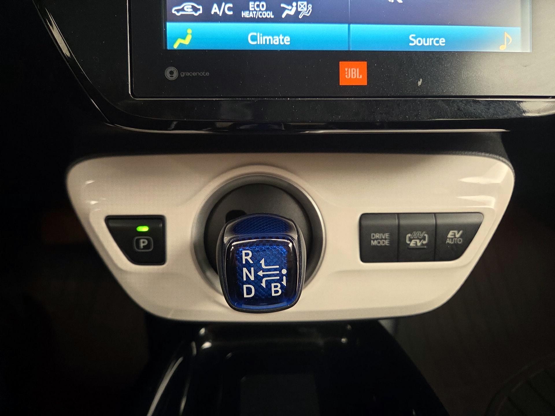 Thumbnail: 2017 Toyota Prius Prime - 18