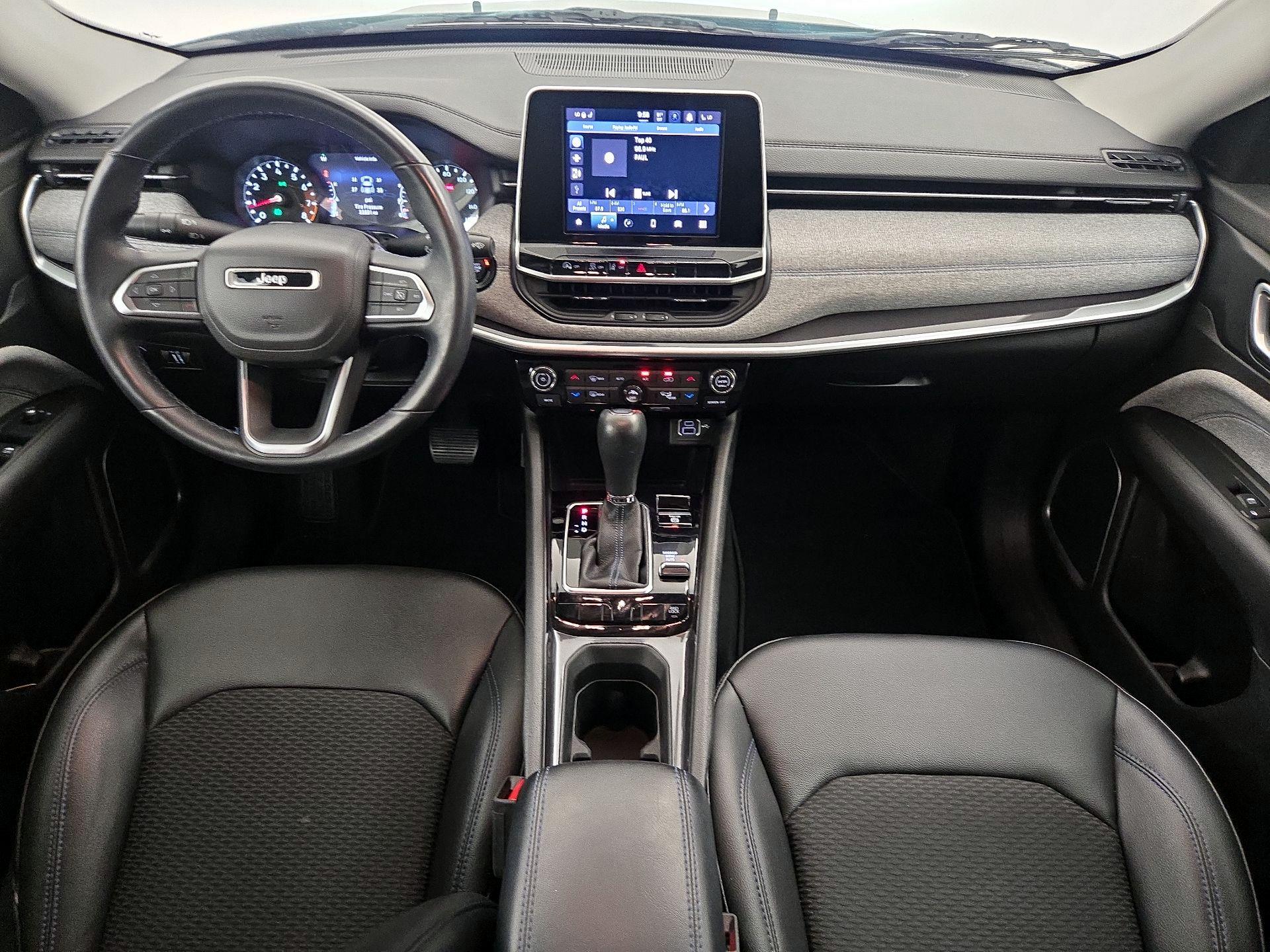 Thumbnail: 2022 Jeep Compass - 9