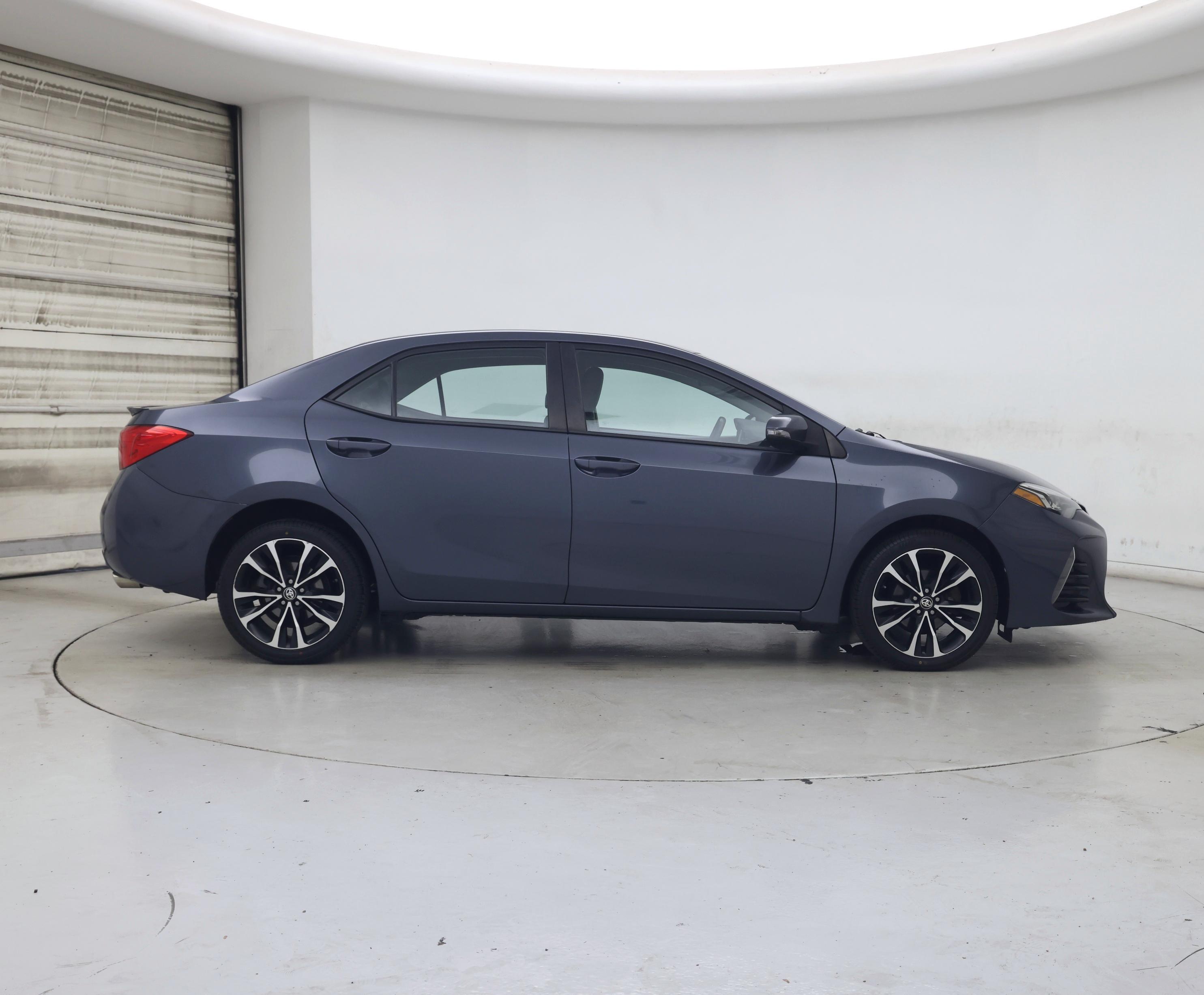 Thumbnail: 2017 Toyota Corolla - 7