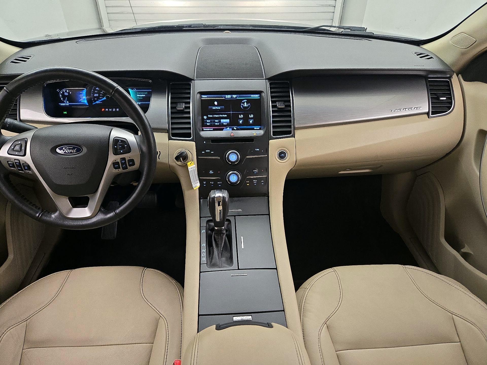 Thumbnail: 2014 Ford Taurus - 9
